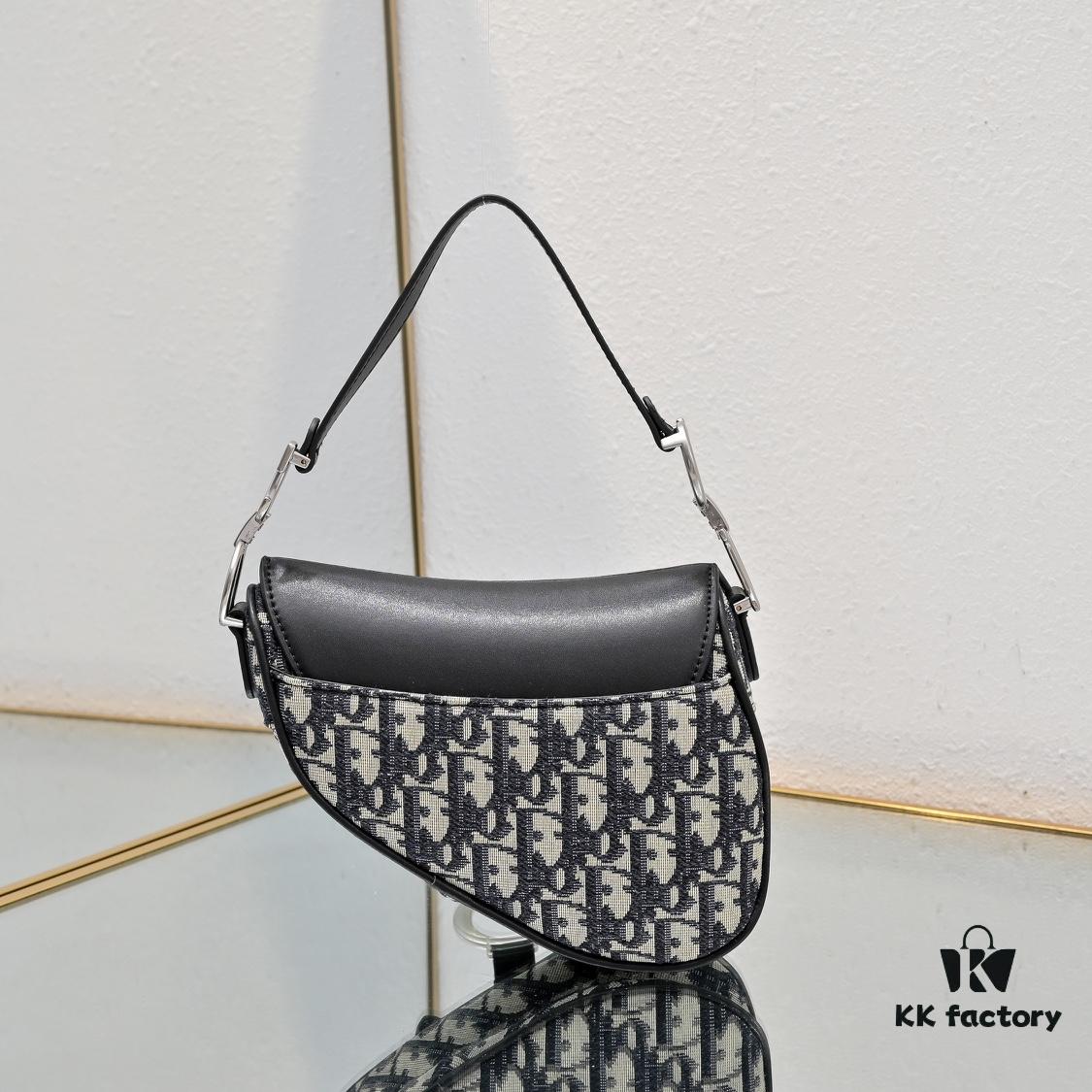 Black, Small Size Original