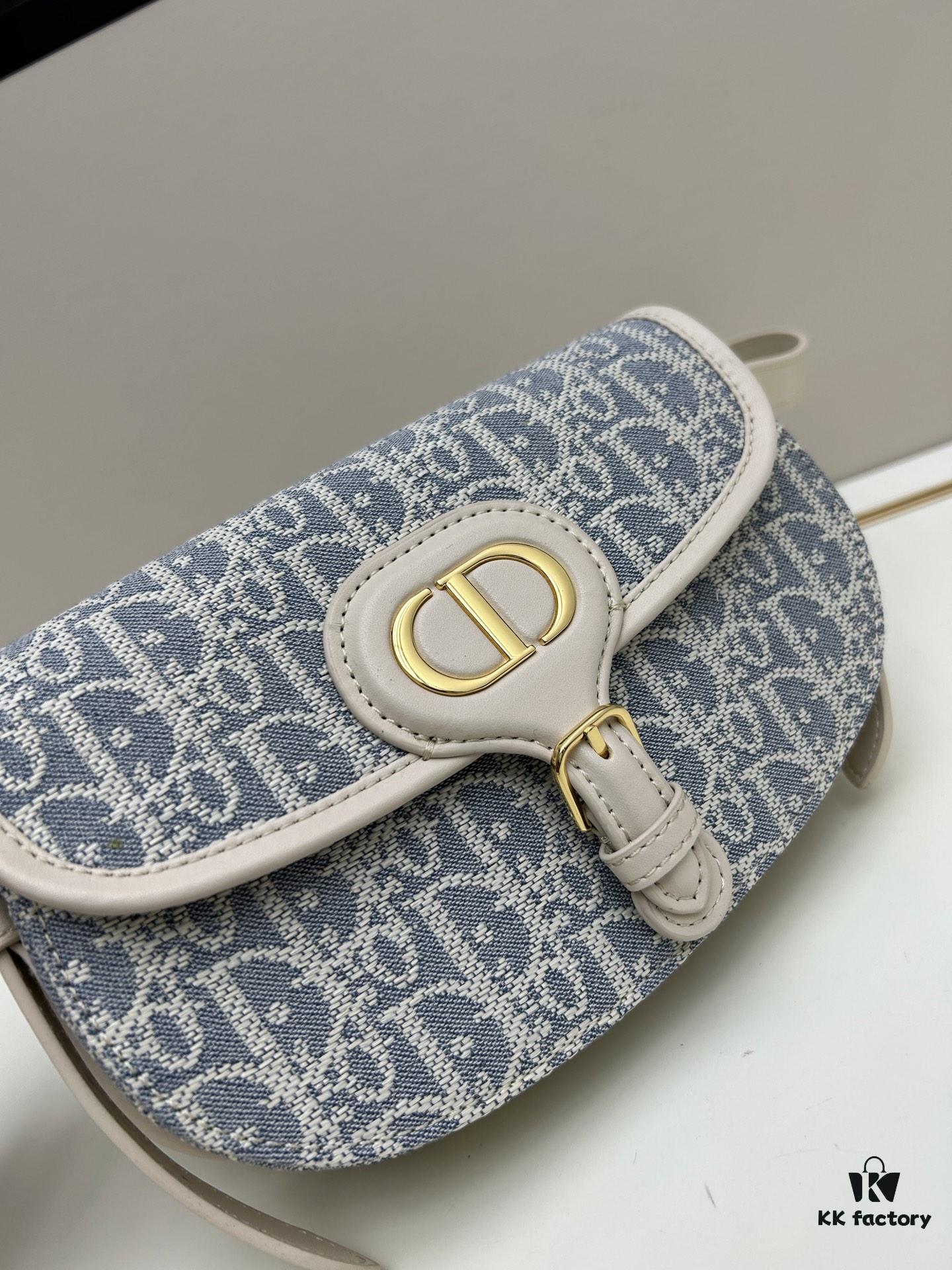 Dior BOBBY Tote Bag, Early Autumn New Arrival, Vintage Style, Full-Grain Leather, 21-Inch Wide Model