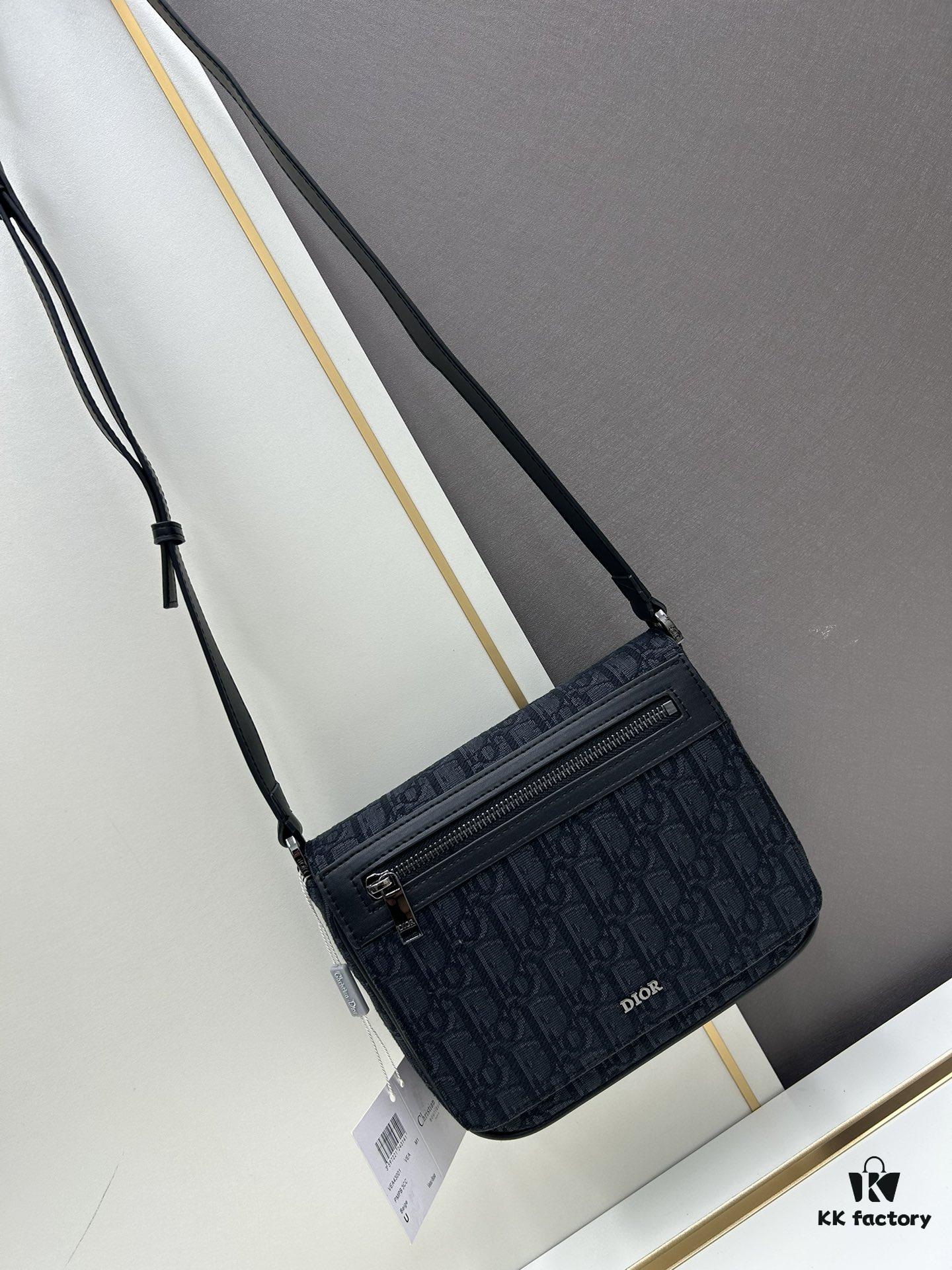 Dior Men's Messenger Bag from the 2024 Autumn Collection