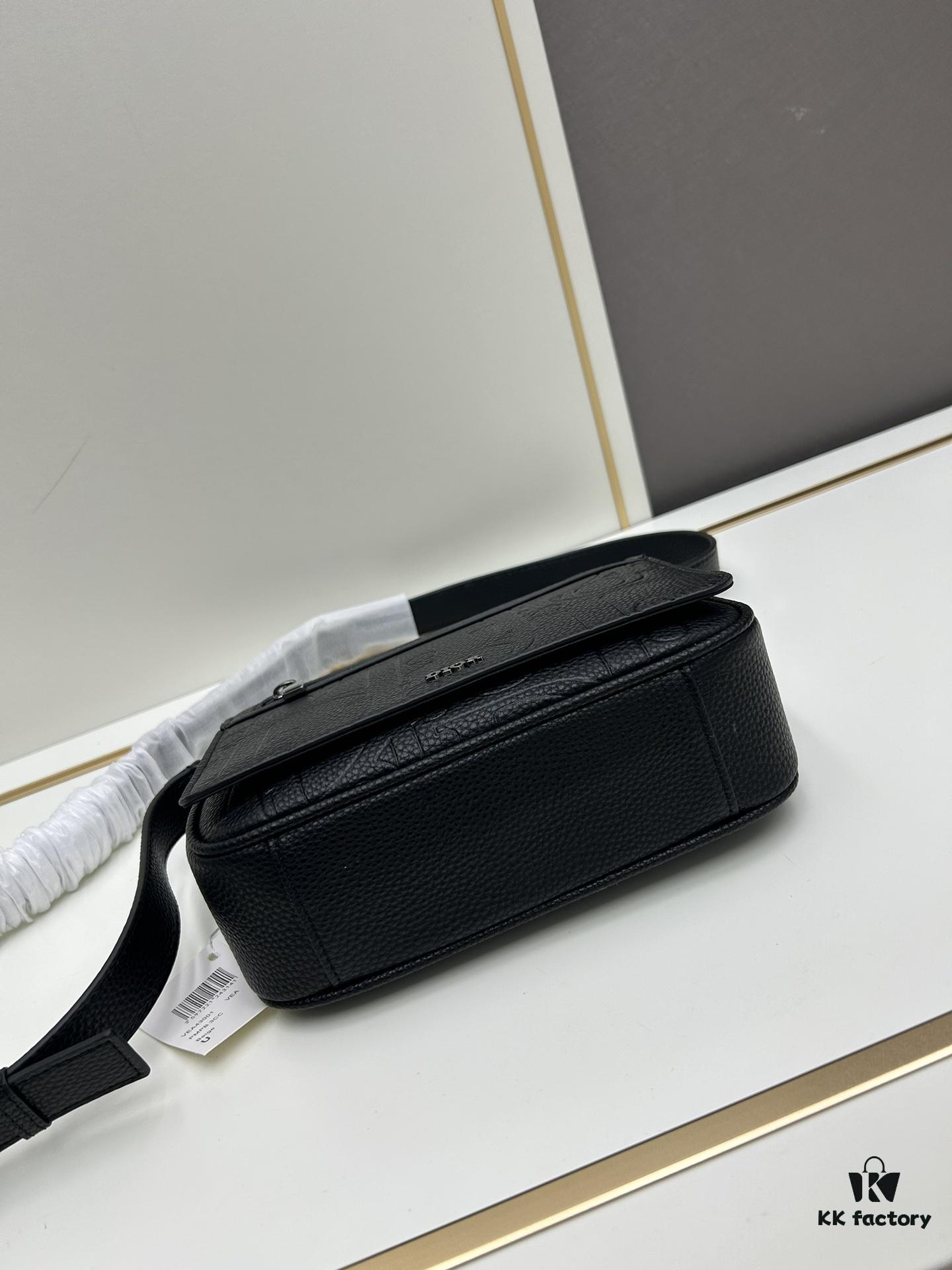 Dior Men's Messenger Bag from the 2024 Fall Collection