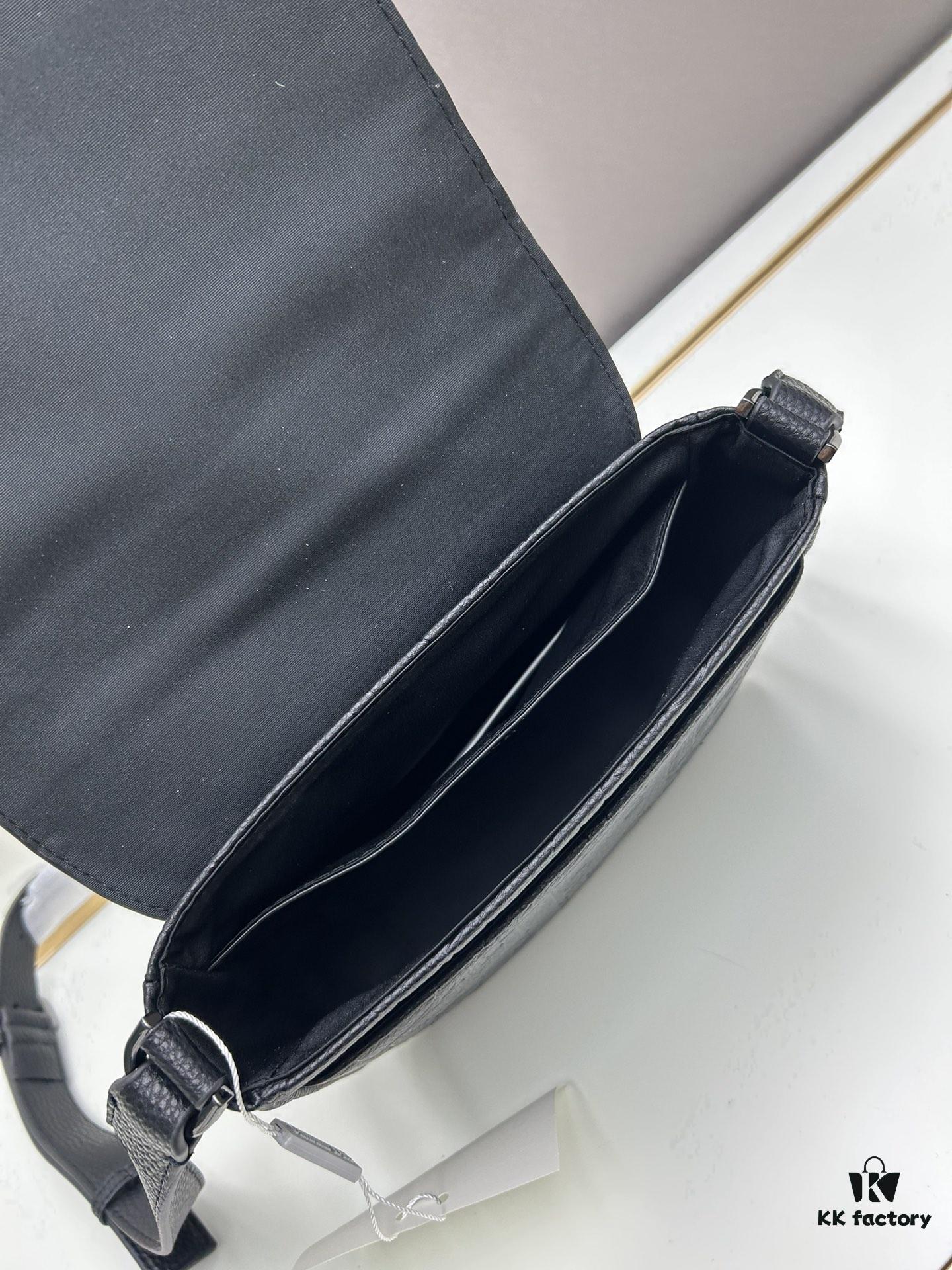 Dior Men's Messenger Bag from the 2024 Fall Collection