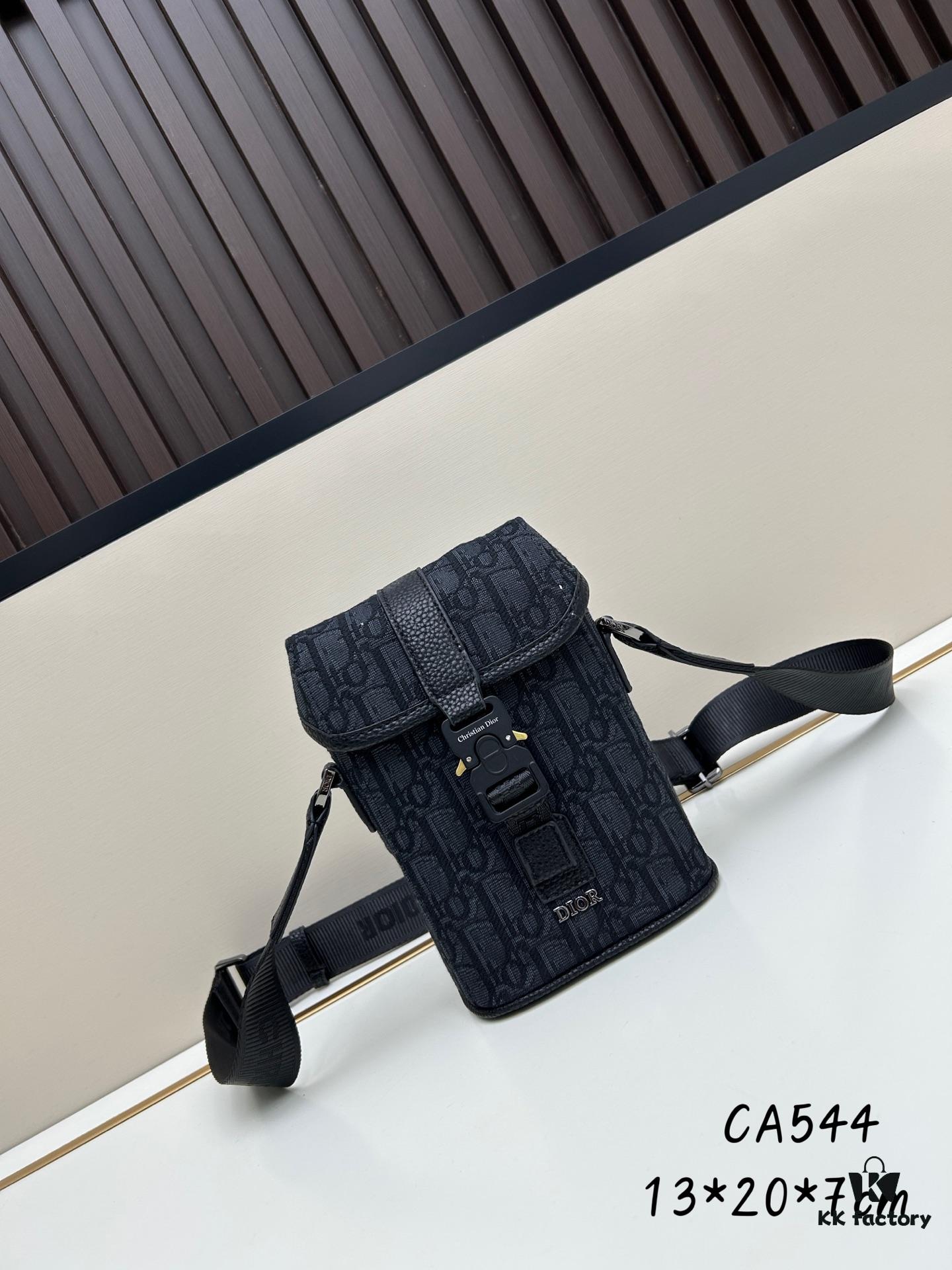 Dior Hit The Road Summer 2025 Men's Vertical Flip Messenger Bag in Black Oblique Print