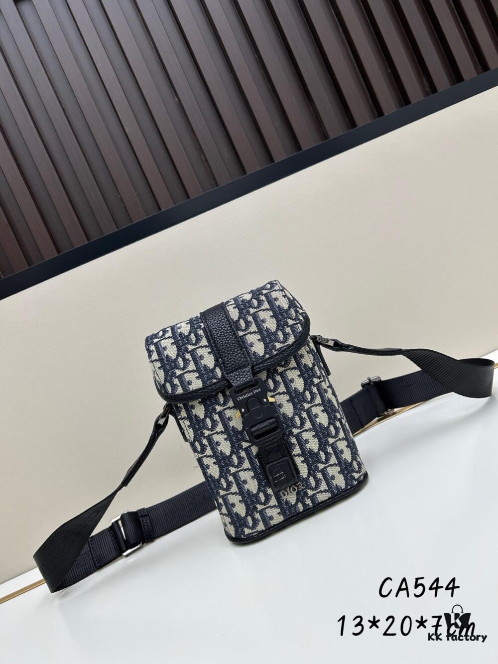 Dior Hit The Road Summer 2025 Men's Vertical Flip Messenger Bag in Black Oblique Print