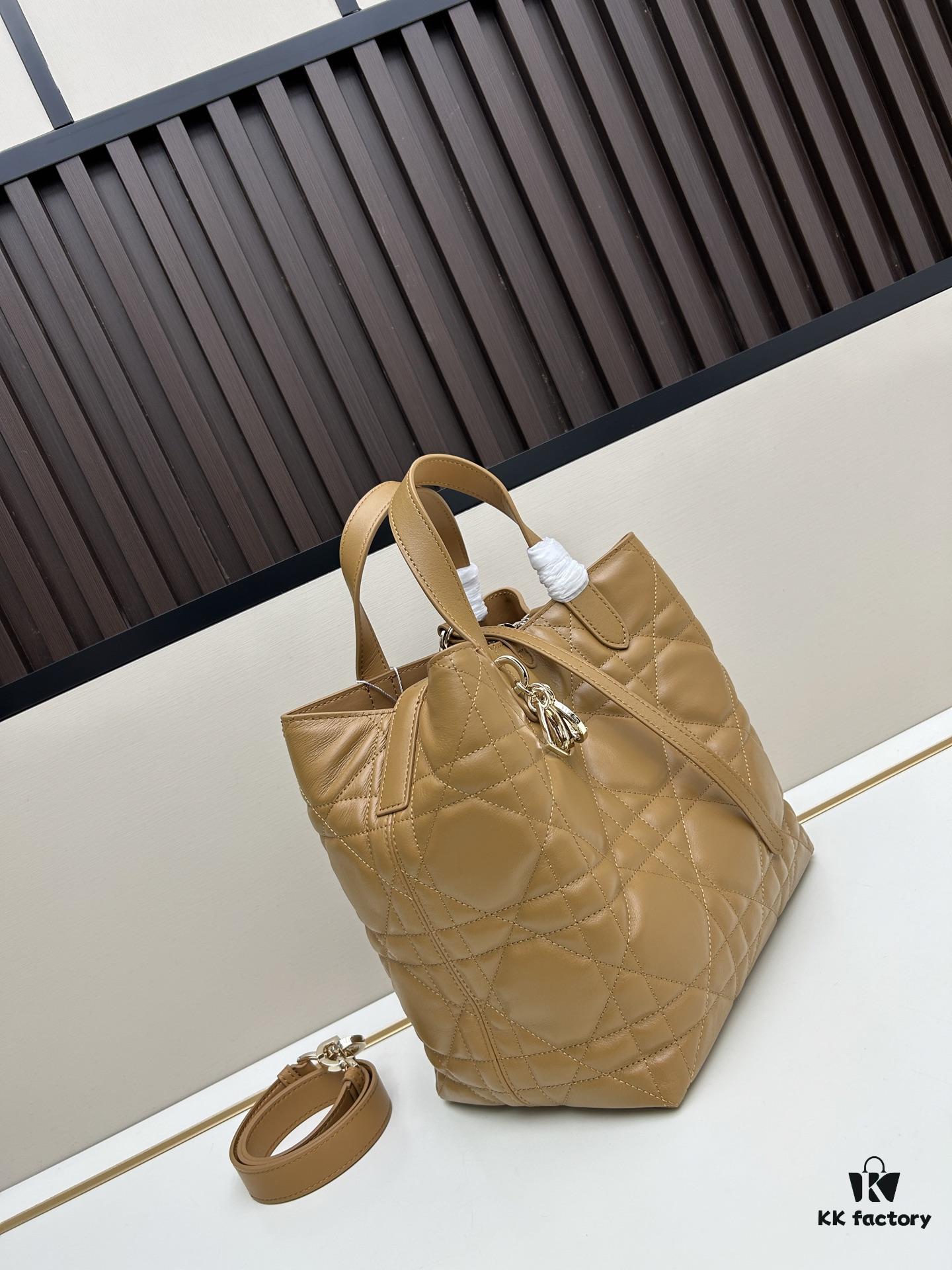 Medium and Small Dior Toujours Vertical Handbag in First-Layer Calfskin with Large Cannage Stitching