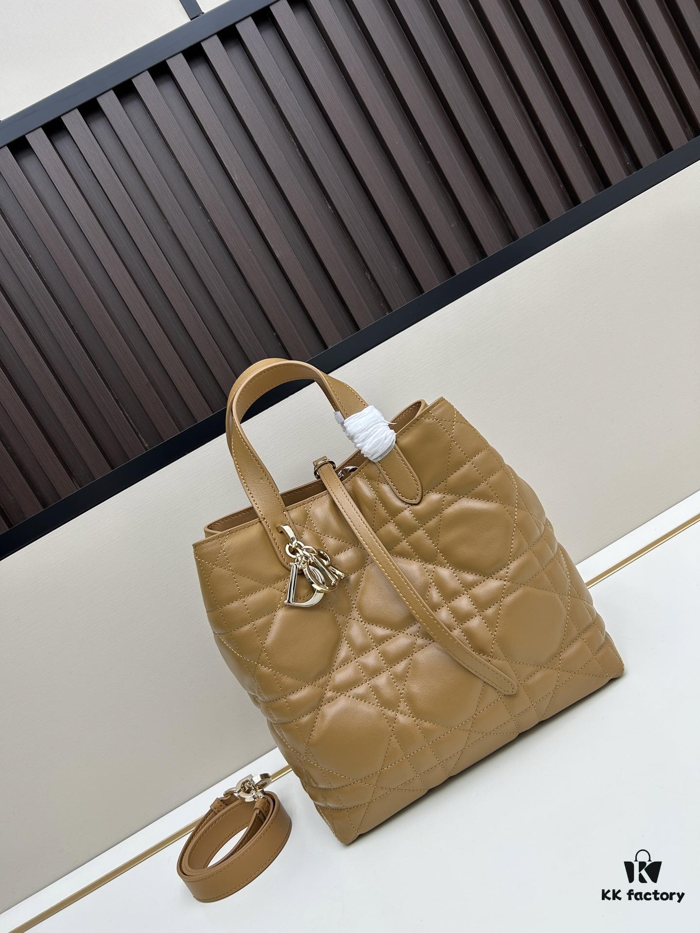 Medium and Small Dior Toujours Vertical Handbag in First-Layer Calfskin with Large Cannage Stitching