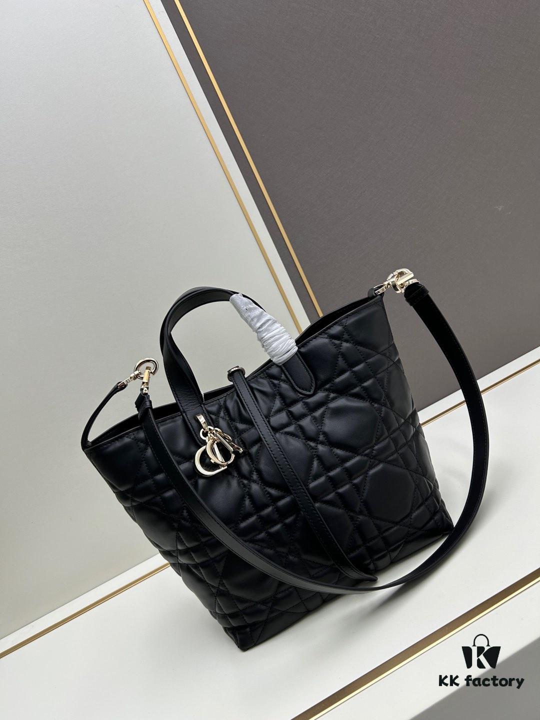 Medium and Small Dior Toujours Vertical Handbag in Carmine Beige Calfskin with Large Quilting