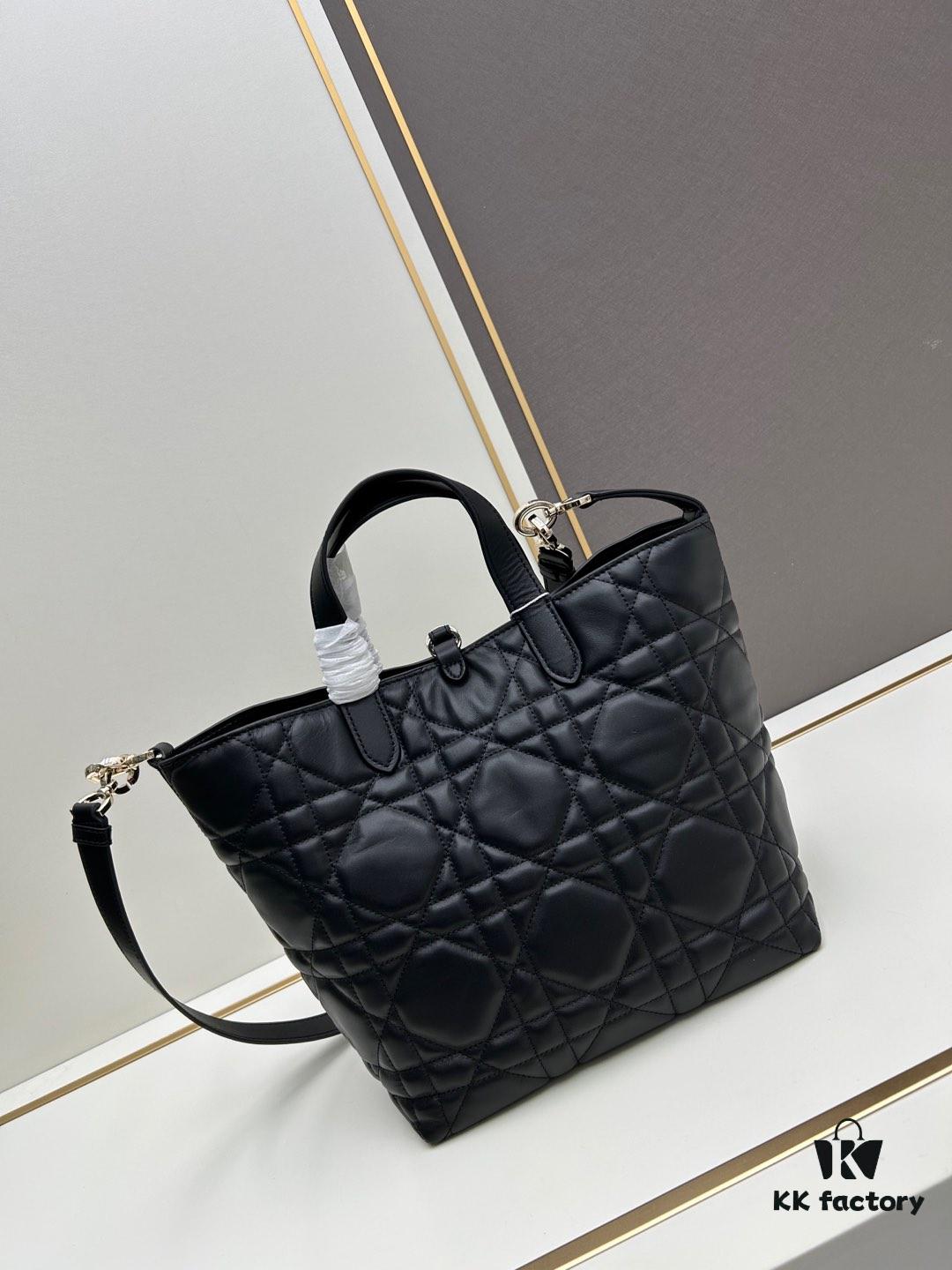 Medium and Small Dior Toujours Vertical Handbag in Carmine Beige Calfskin with Large Quilting