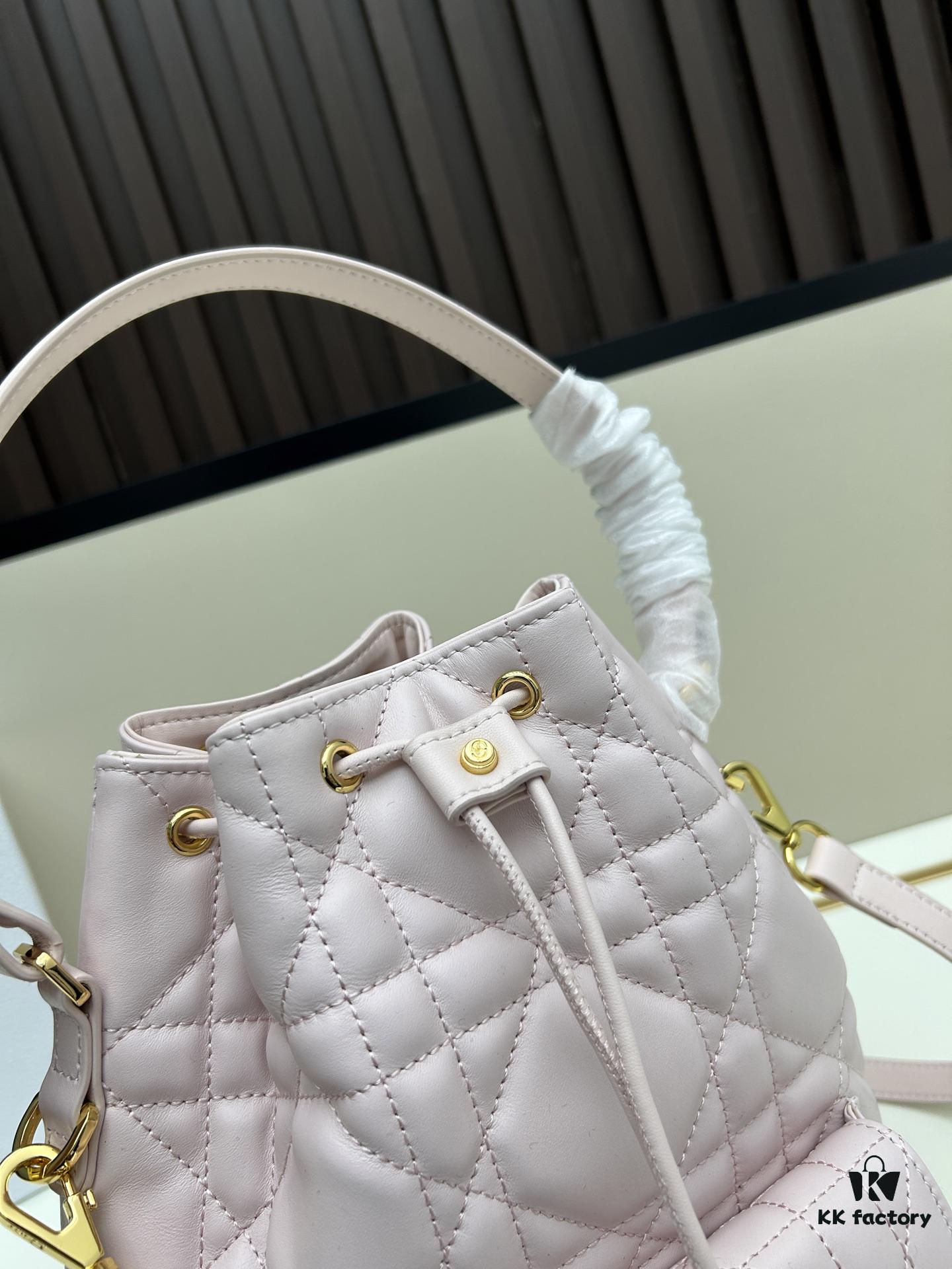 Large DIOR Caro Bucket Bag – New Arrival from the 2025 Autumn Ready-to-Wear Collection