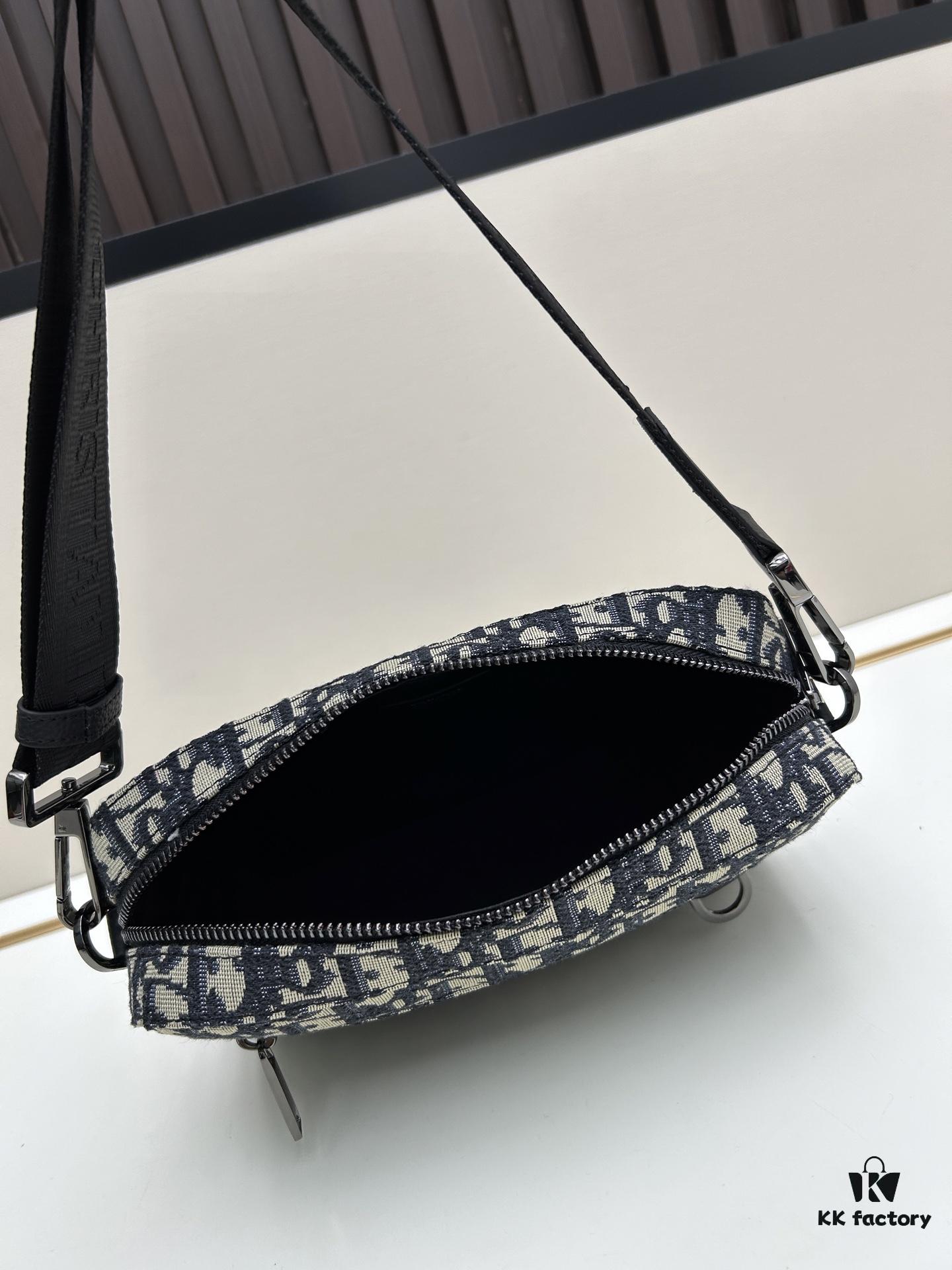 Safari Handbag (with Shoulder Strap)