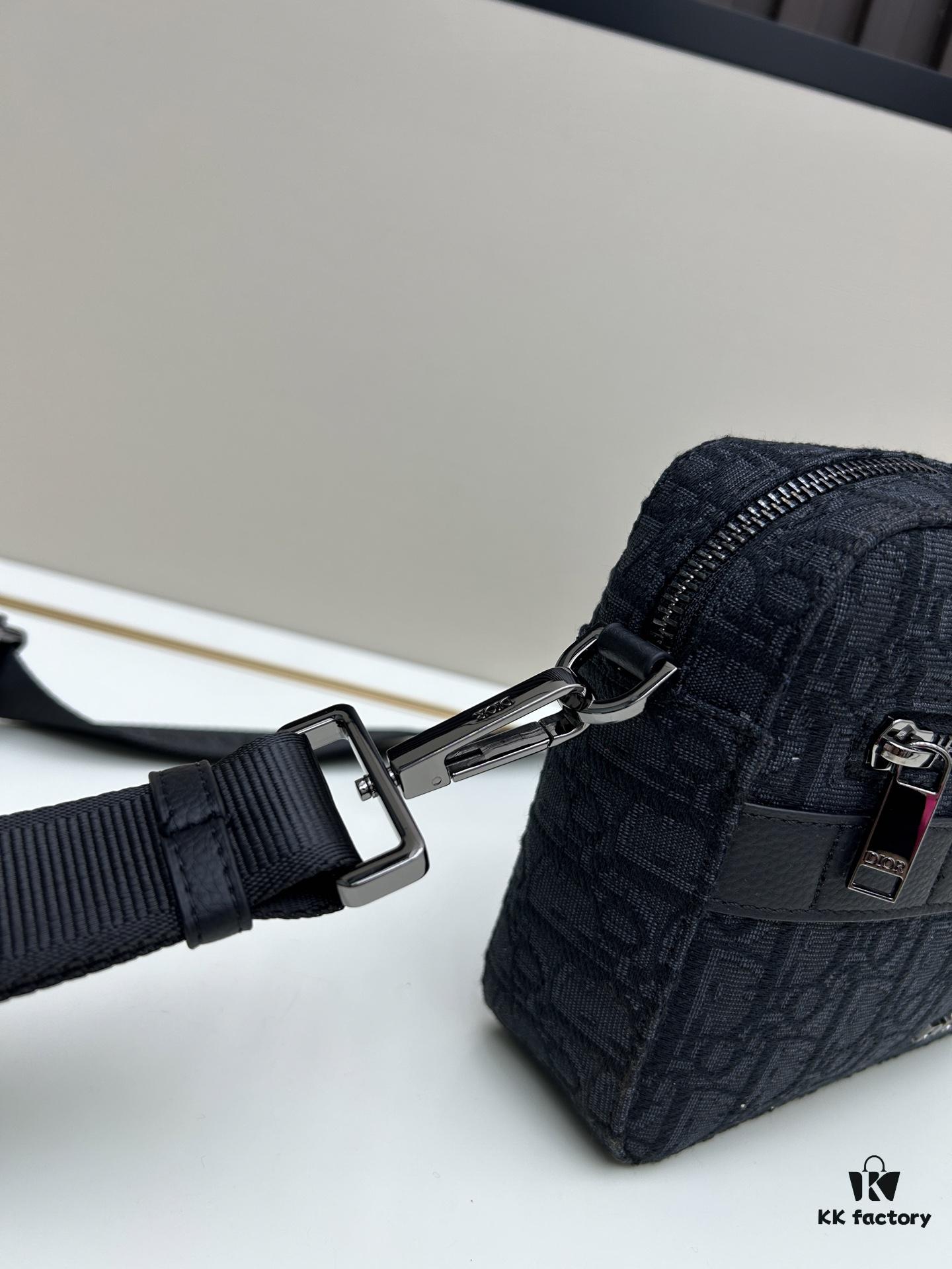 Safari Handbag (with Shoulder Strap)