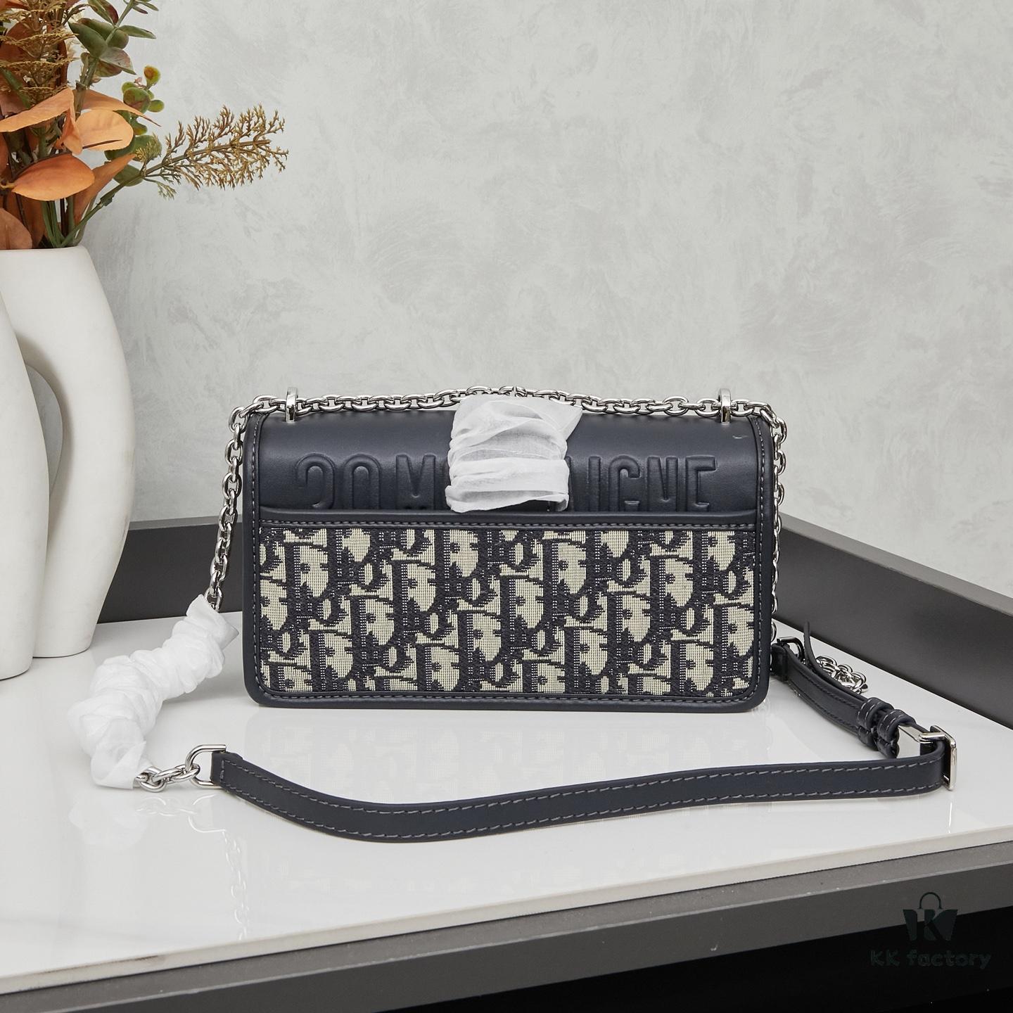 Small Size Authentic Silver Hardware with Box 🔥【New Arrival】Dior 30 Montaigne Bag