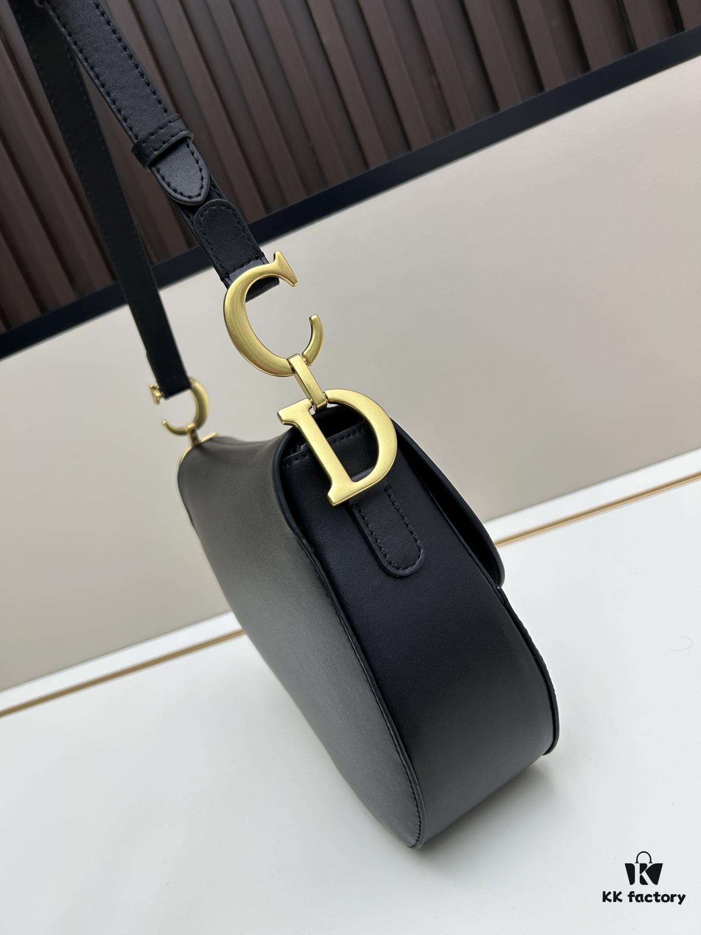 Soft Saddle Hobo Bag