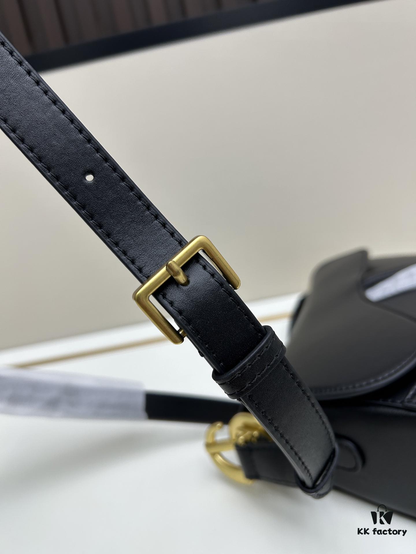 Soft Saddle Hobo Bag