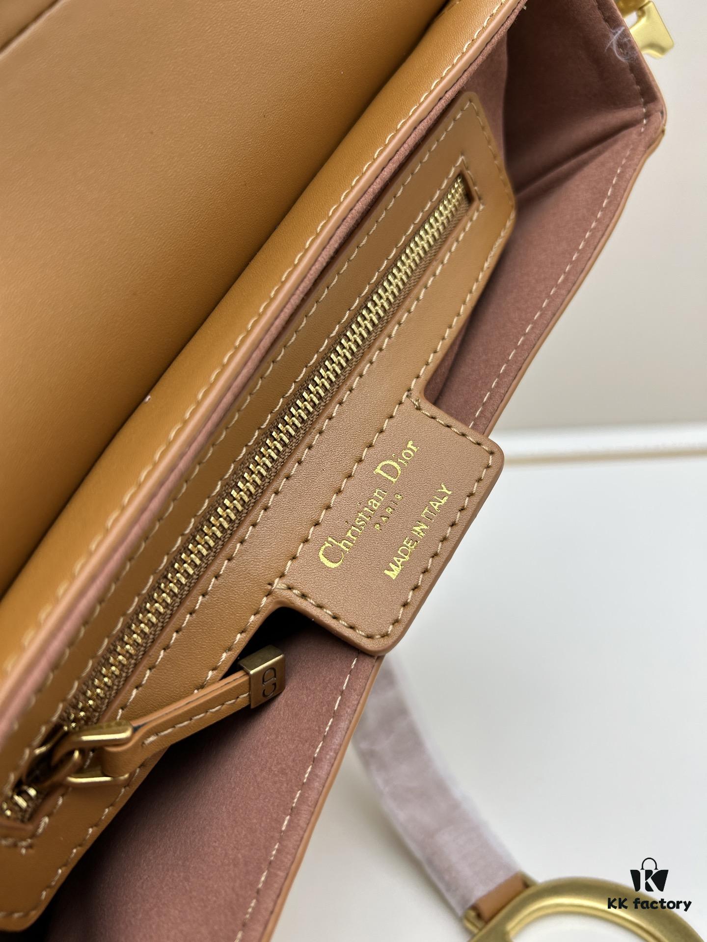 Soft Saddle Hobo Bag