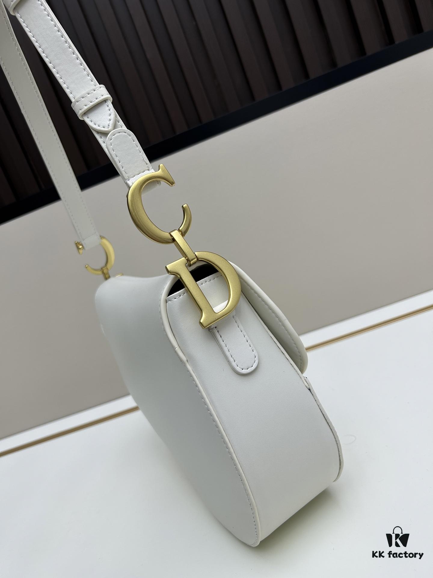 Soft Saddle Hobo Bag