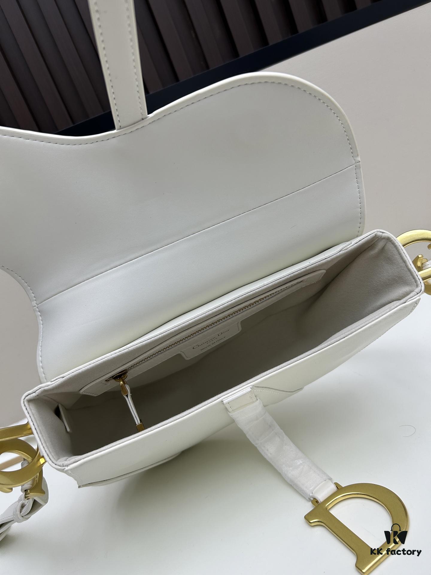 Soft Saddle Hobo Bag