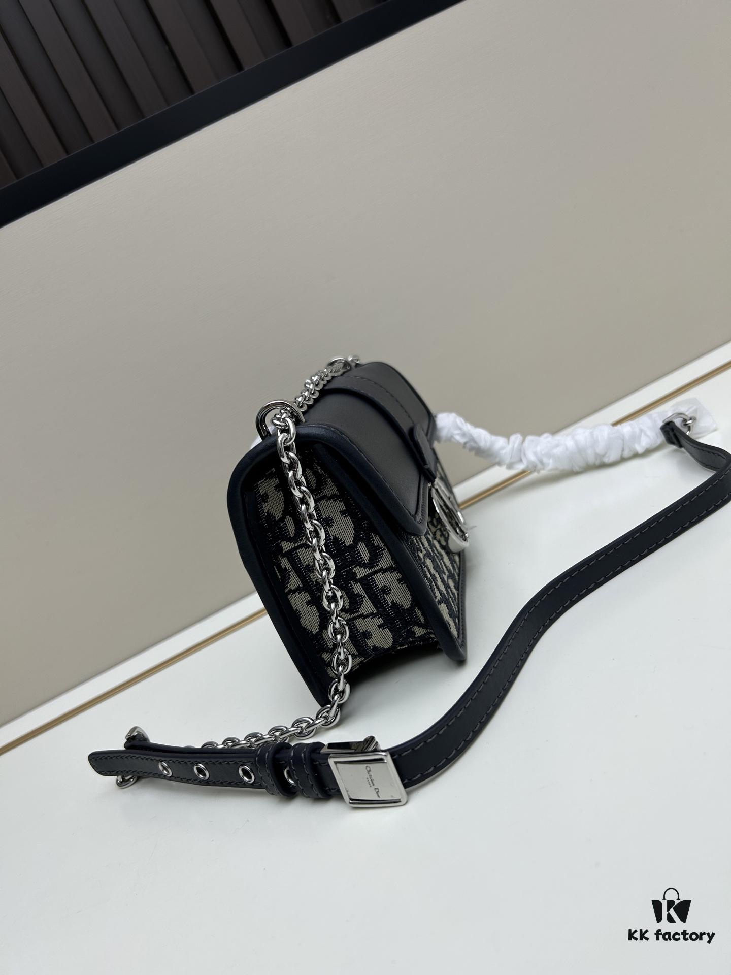 Small Size Authentic Silver Hardware Dior 30 Montaigne Bag with Box