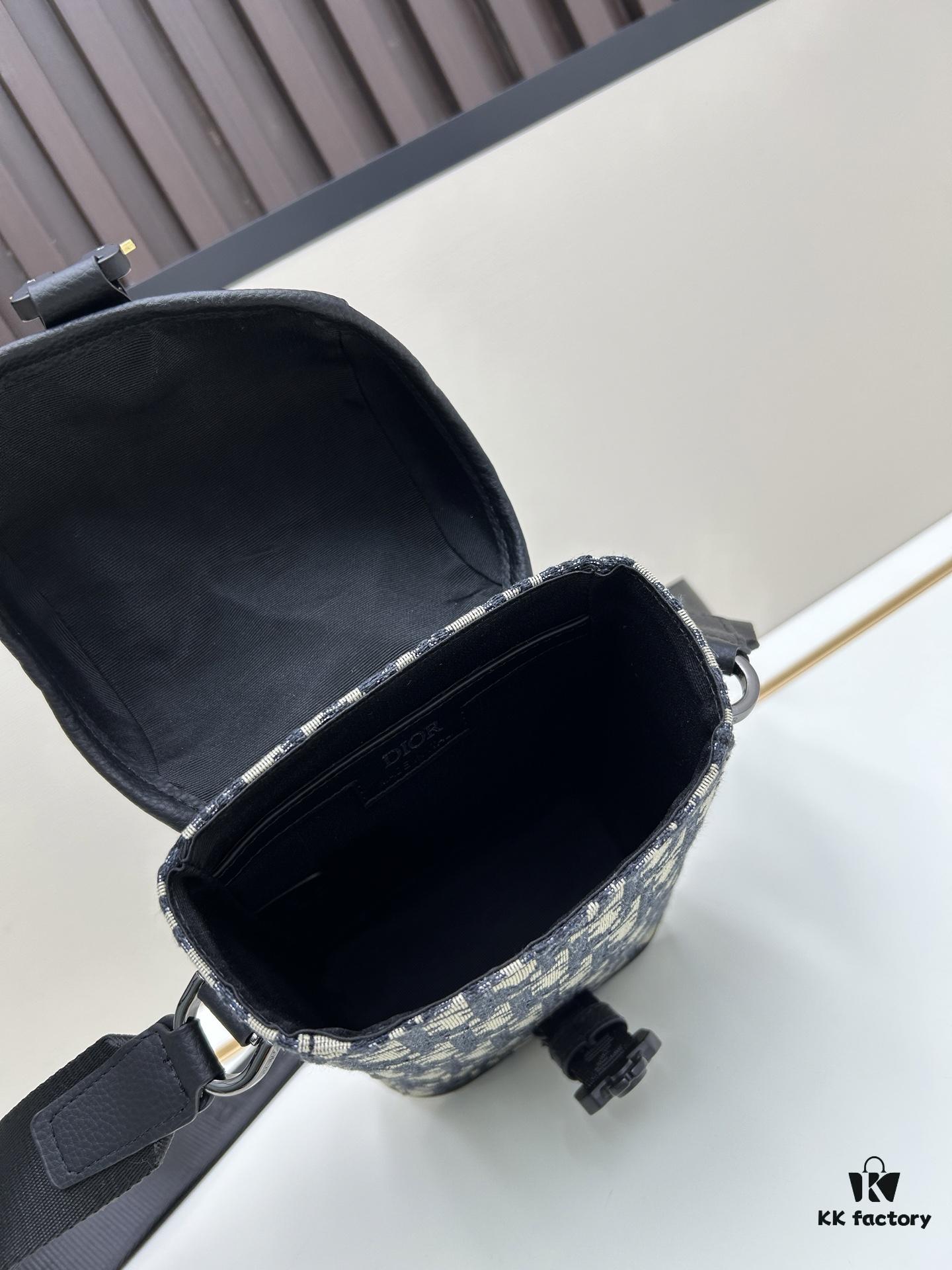 Dior Hit The Road Vertical Flap Messenger Bag