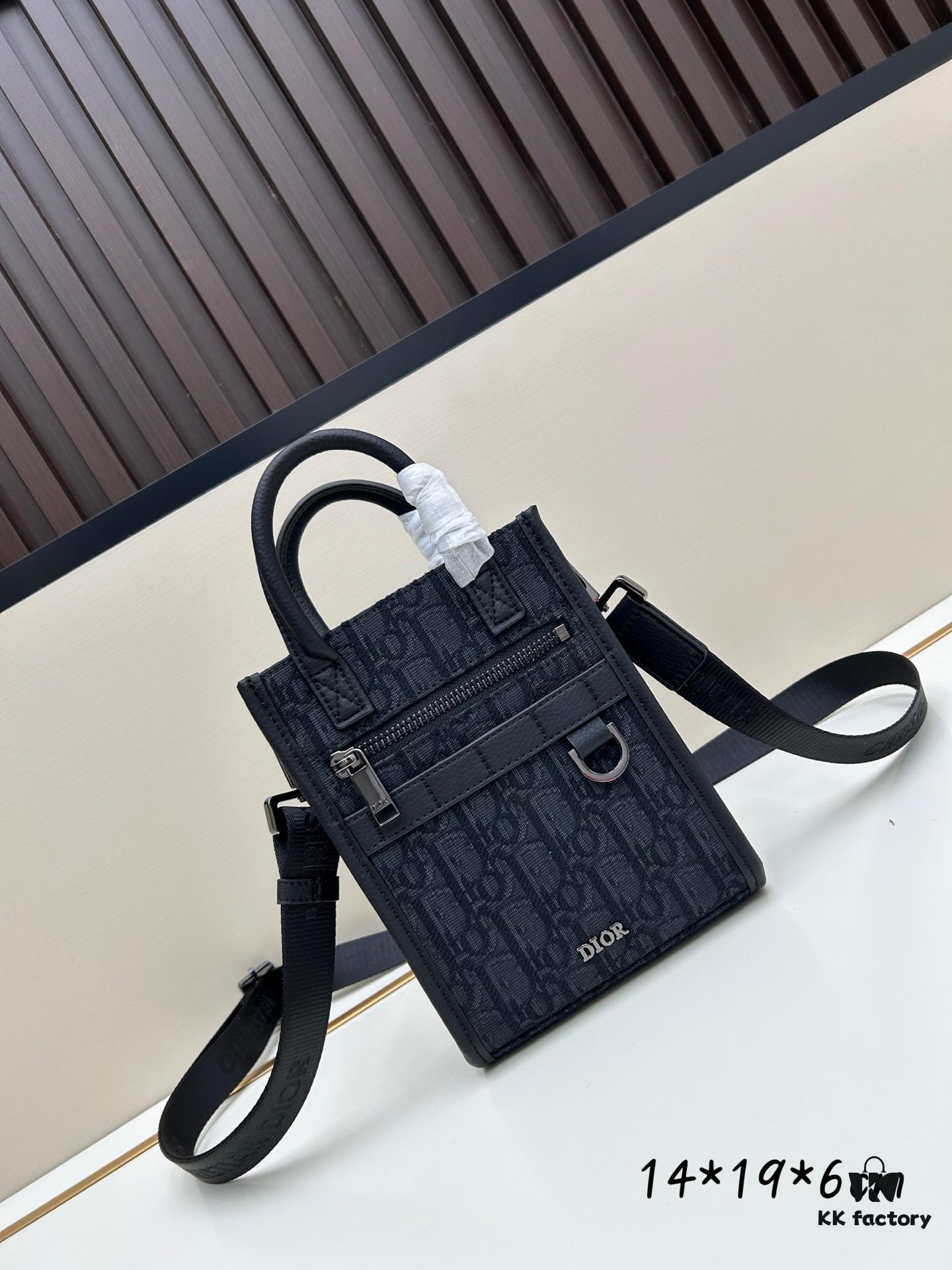 Dior - Latest Dior Store Exclusive Handbag 😄 Official Website Synchronized Original Quality