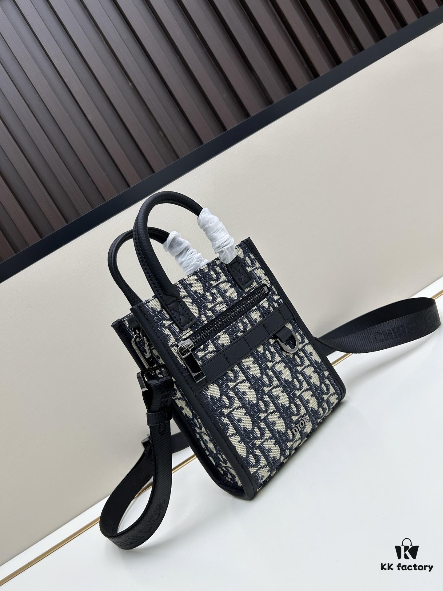 Dior - Latest Dior Store Exclusive Handbag 😄 Official Website Synchronized Original Quality