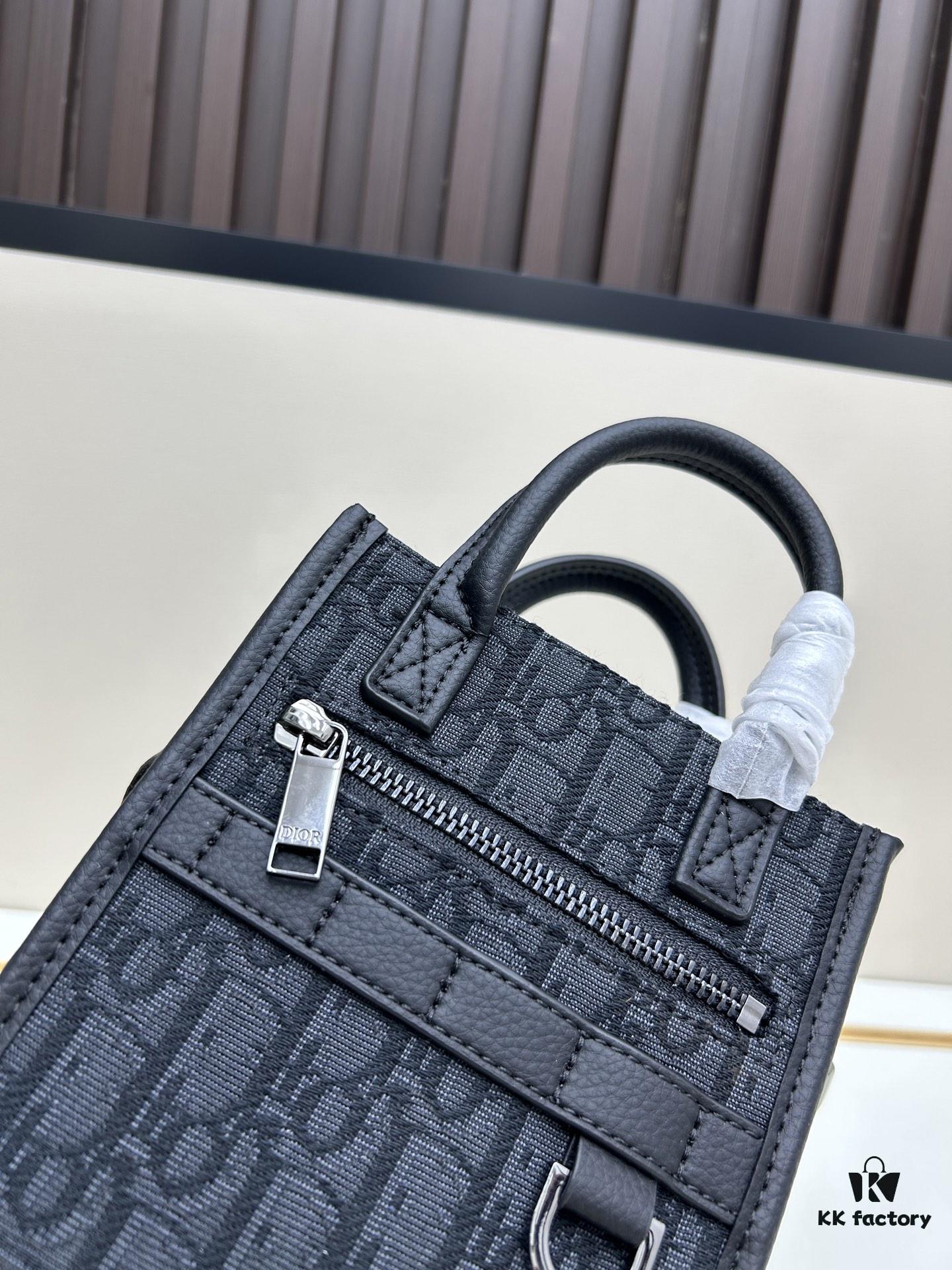 Dior - Latest Dior Store Exclusive Handbag 😄 Official Website Synchronized Original Quality