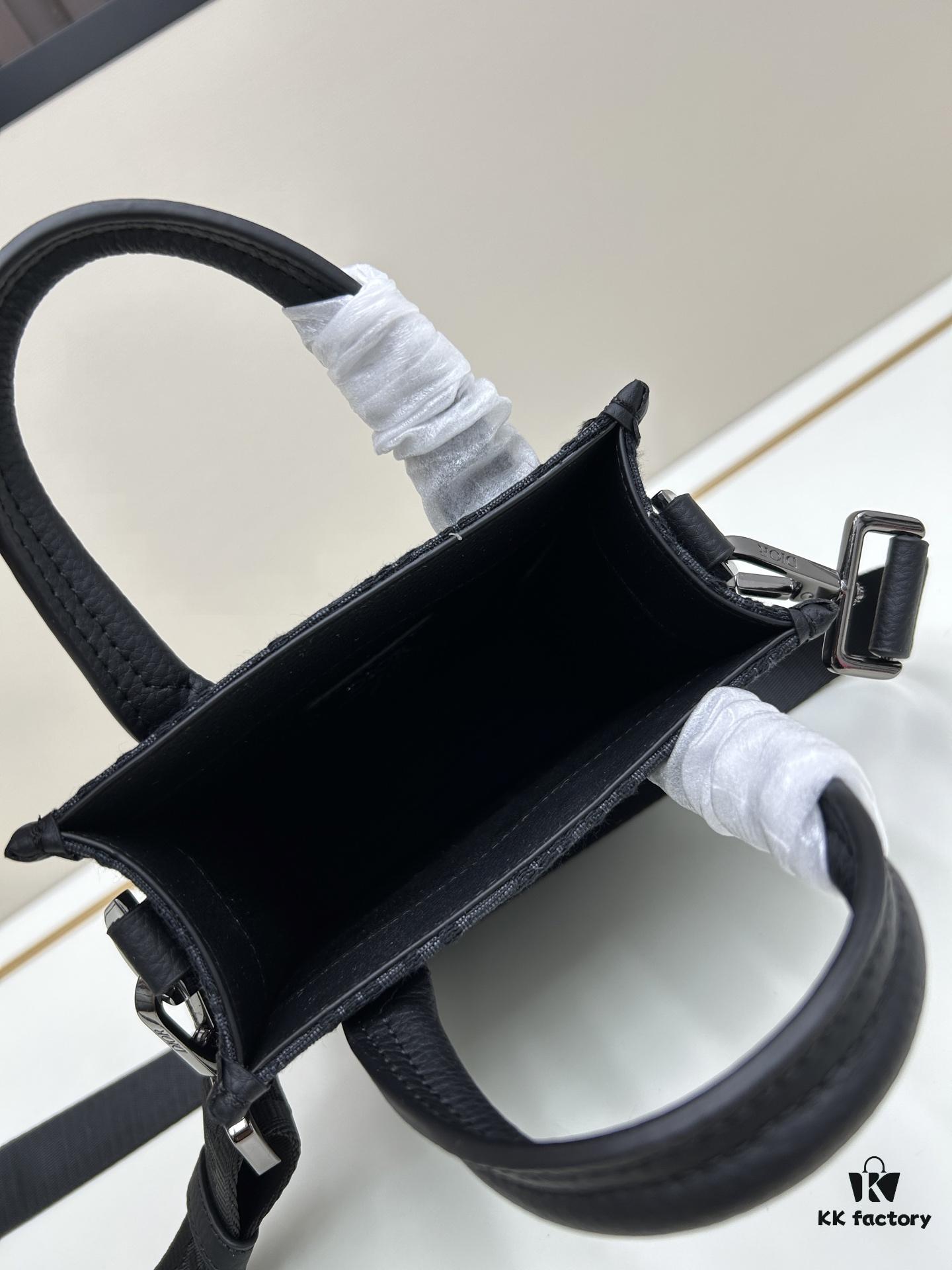 Dior - Latest Dior Store Exclusive Handbag 😄 Official Website Synchronized Original Quality