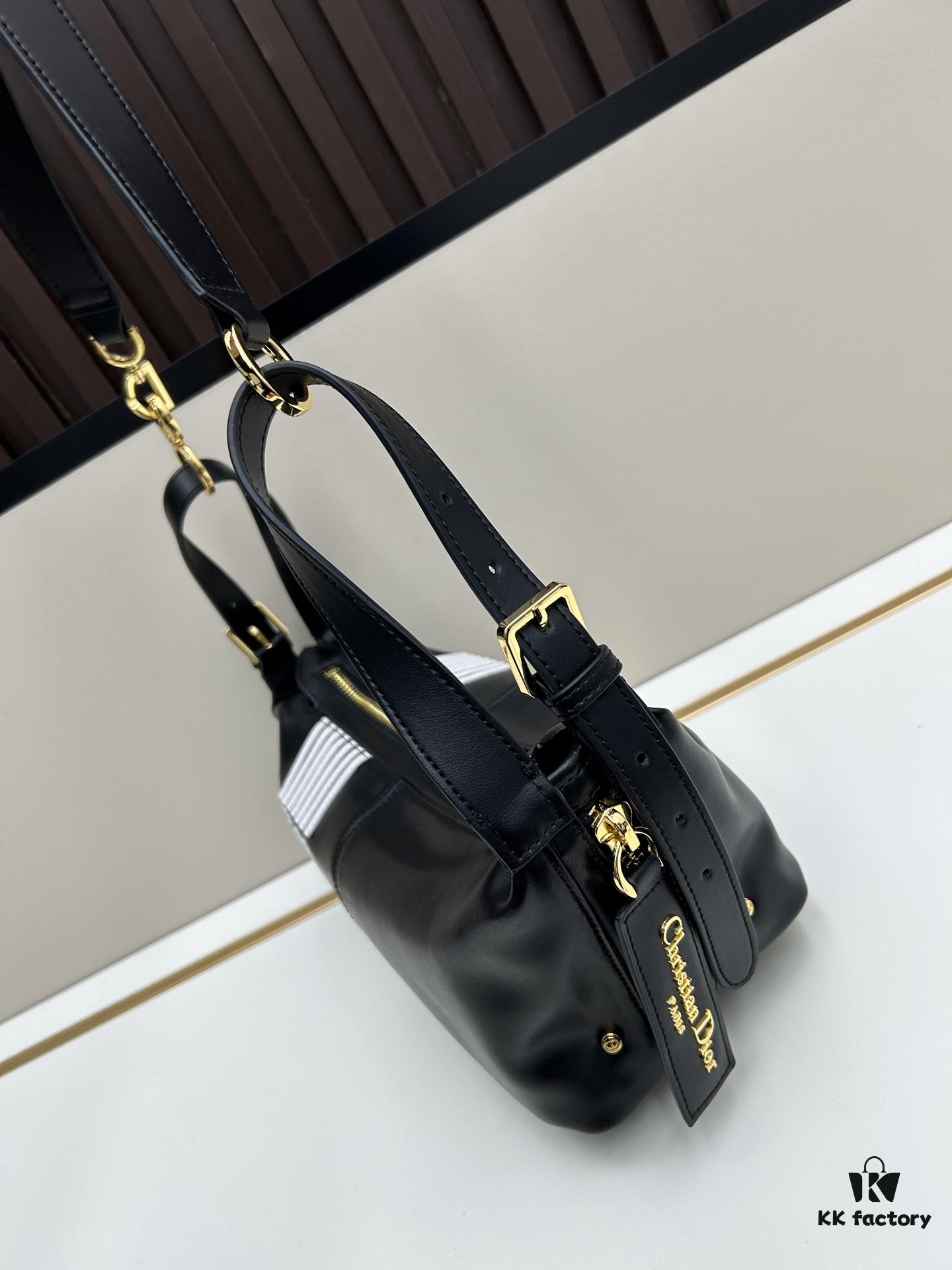 Large D-Journey Bag in Fabric with Leather Trim