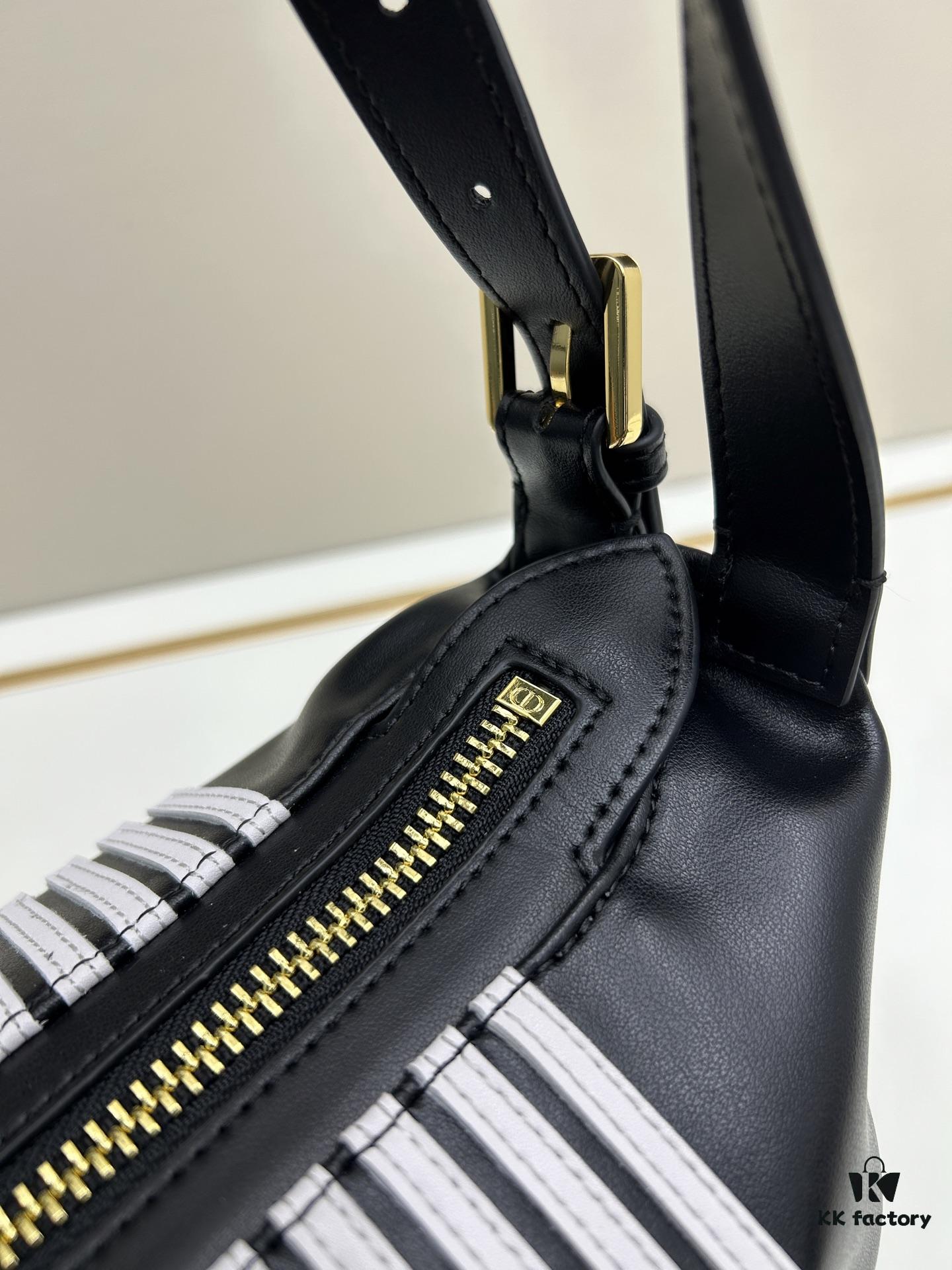 Large D-Journey Bag in Fabric with Leather Trim
