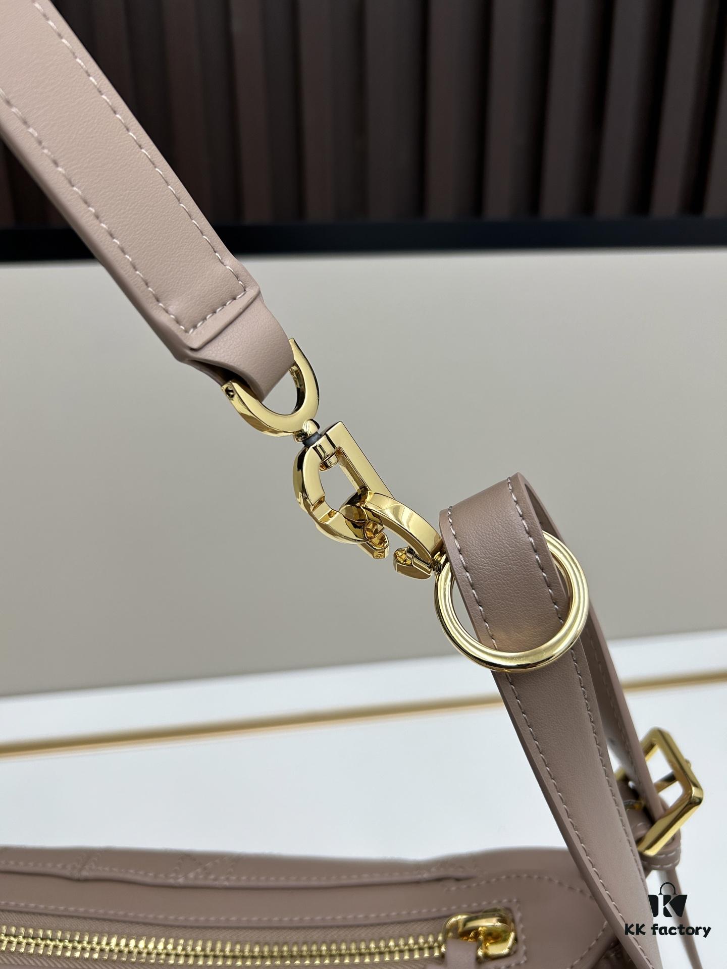 Large D-Journey Bag in Fabric with Leather Trim