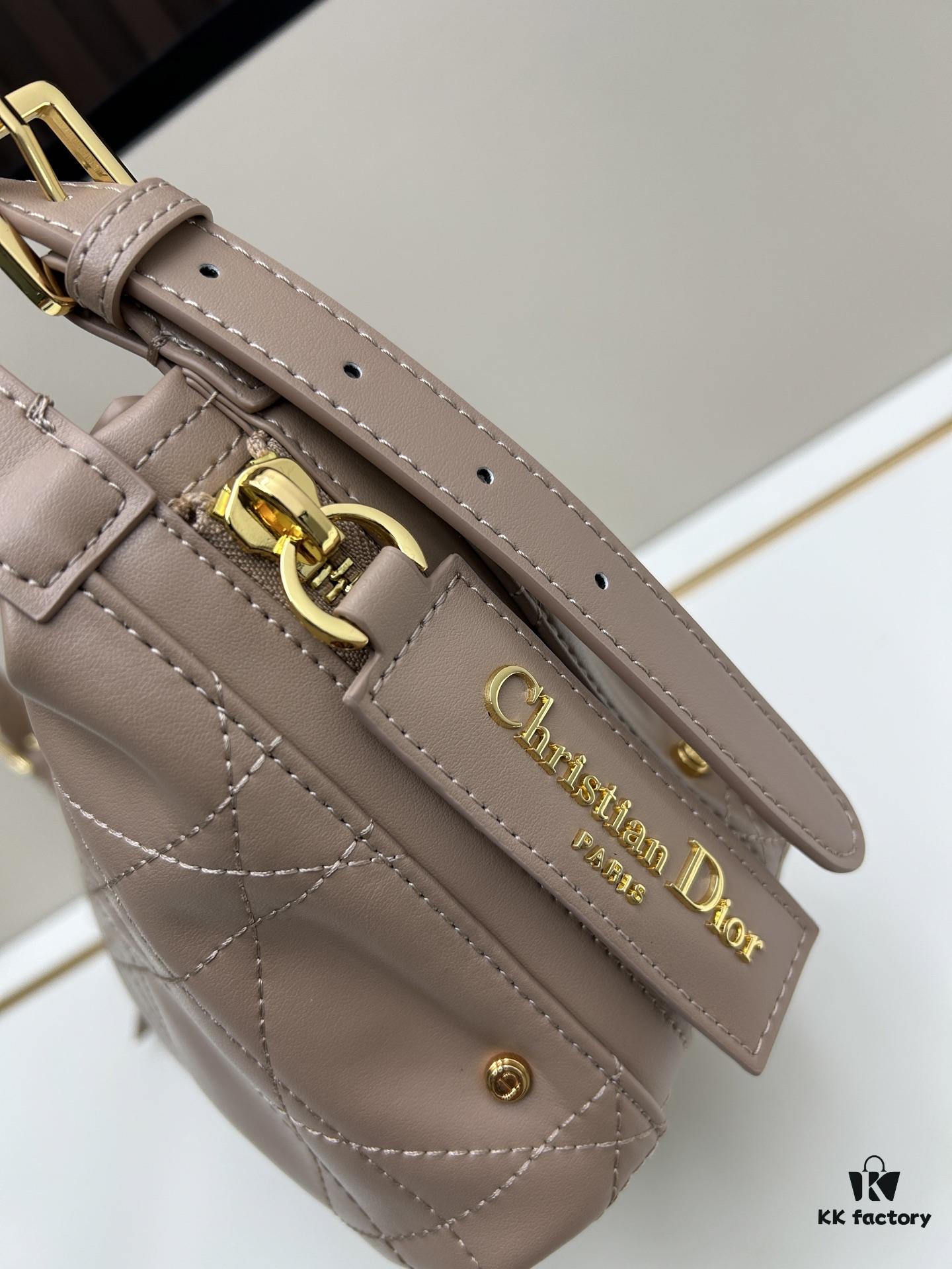 Large D-Journey Bag in Fabric with Leather Trim