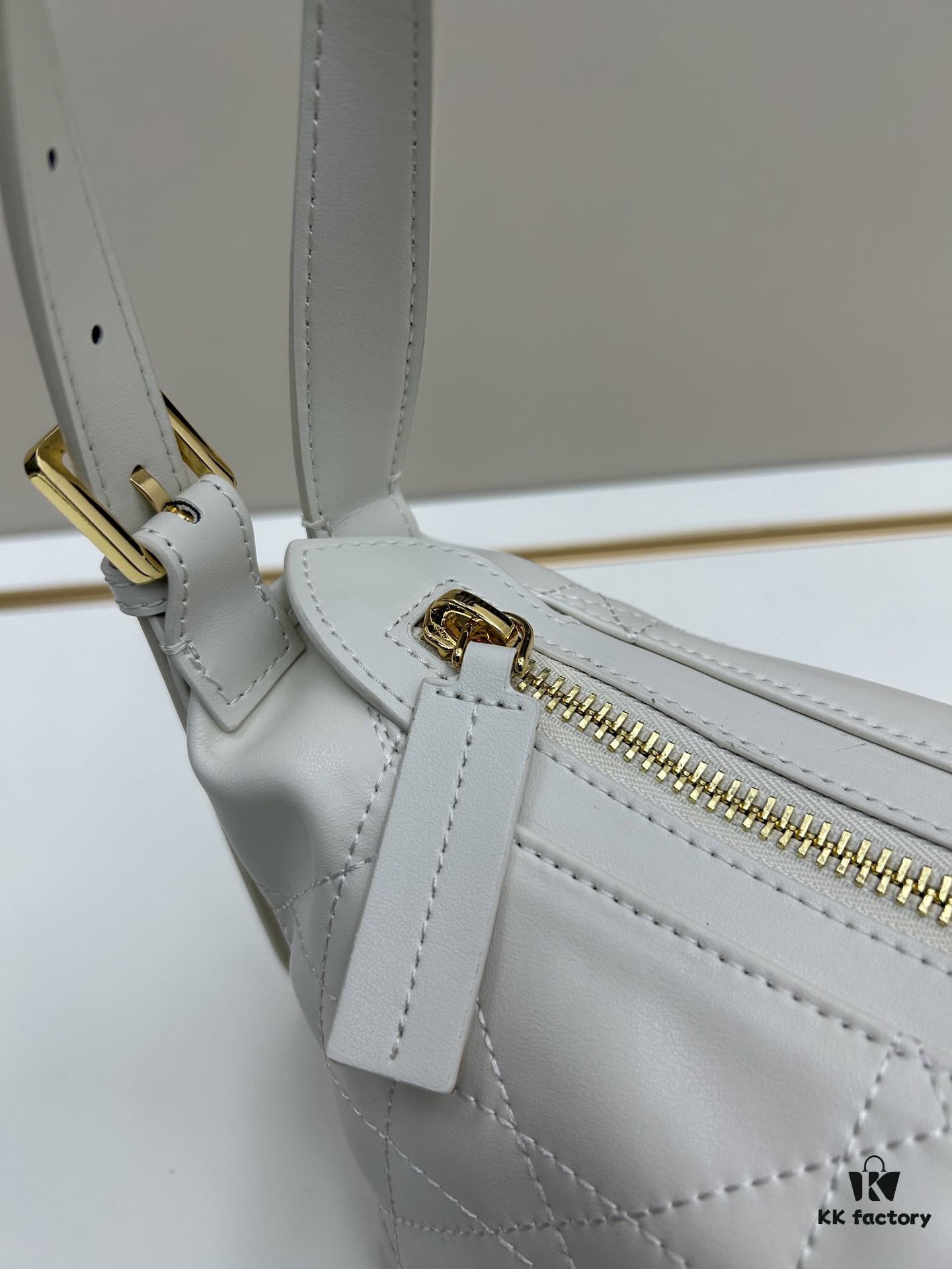 Large D-Journey Bag in Fabric with Leather Trim