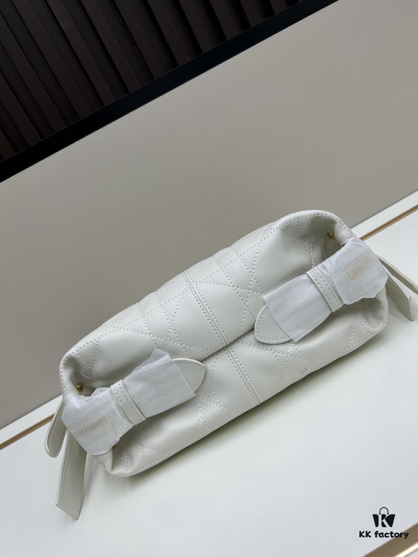 Large D-Journey Bag in Fabric with Leather Trim