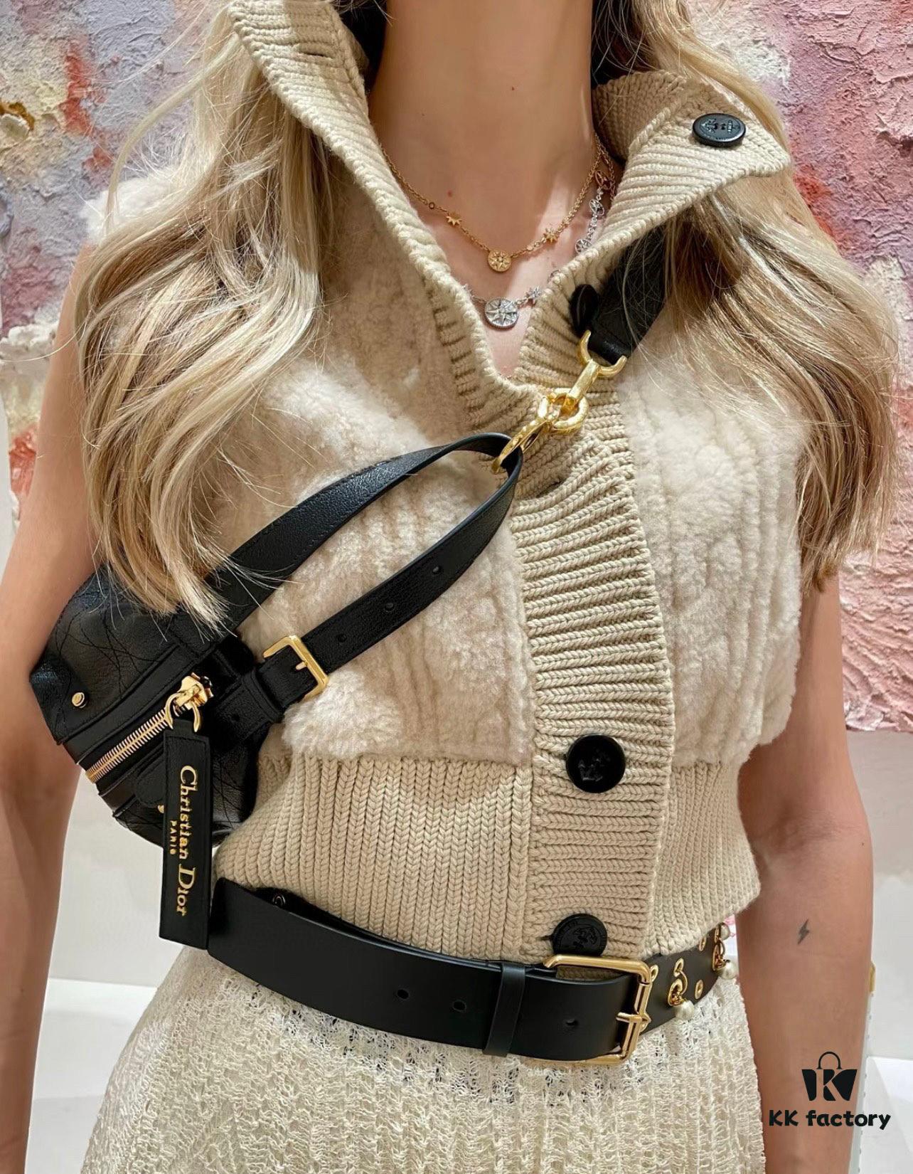 Large Cd-M2417 D-Journey Bag