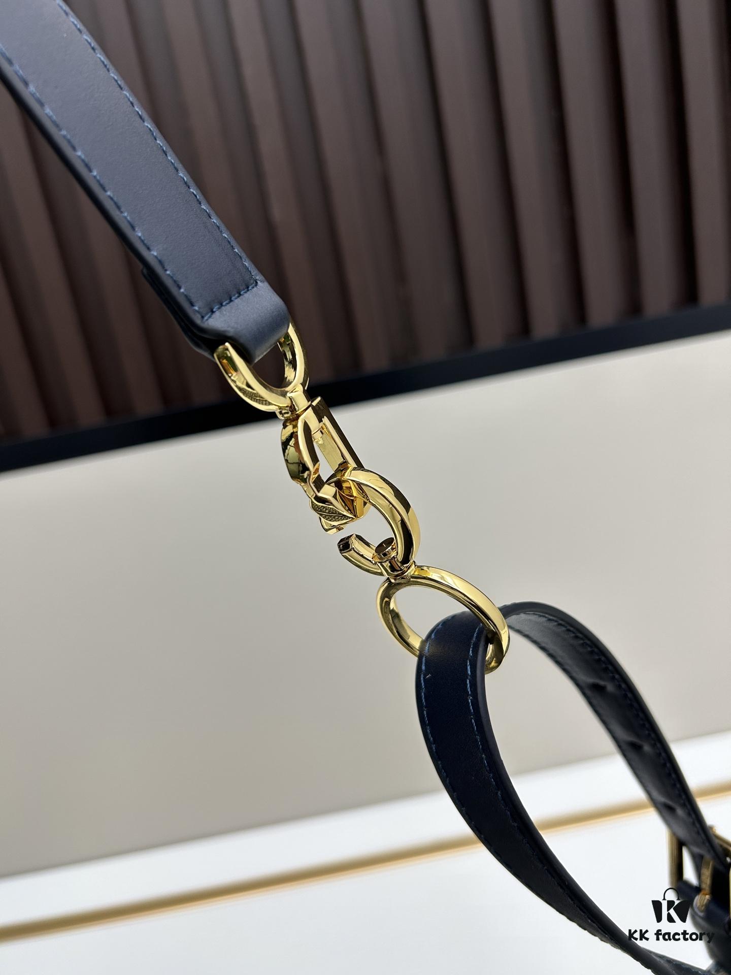 D-Journey Handbag in Blue Oblique Print Fabric – Large Size