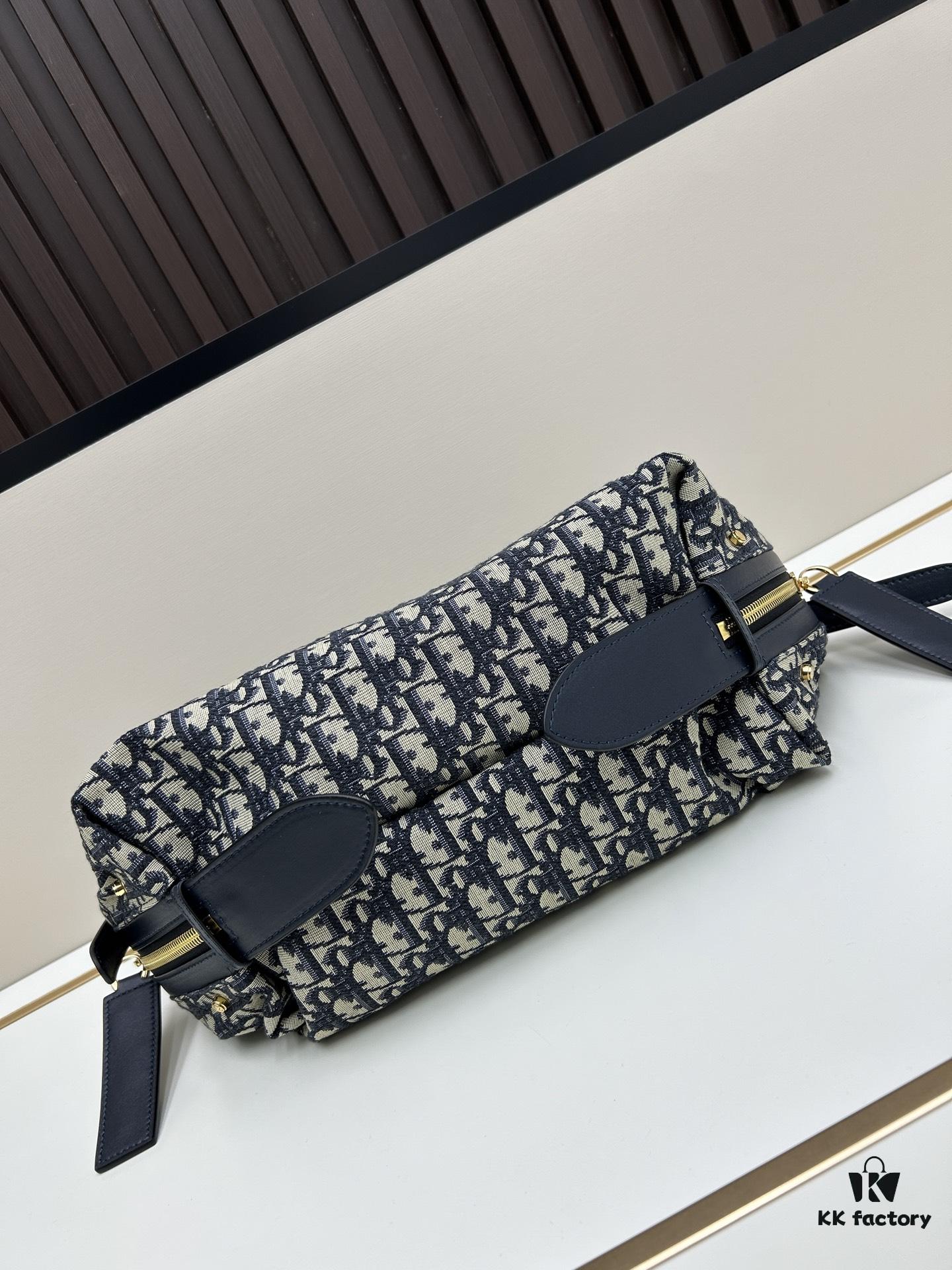 D-Journey Handbag in Blue Oblique Print Fabric – Large Size