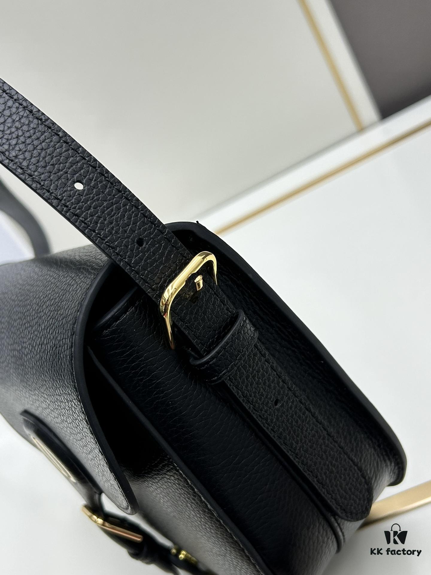 Dior Bobby Tofu Bag, Vintage Full-Grain Leather, 22-inch Size, Early Autumn New Retro Style