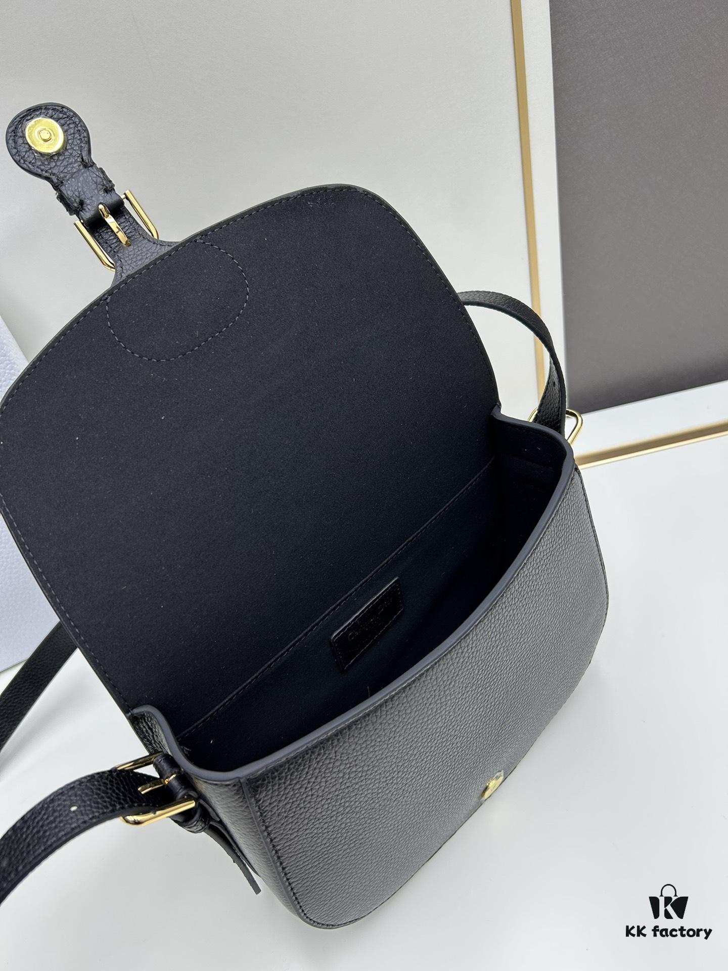 Dior Bobby Tofu Bag, Vintage Full-Grain Leather, 22-inch Size, Early Autumn New Retro Style