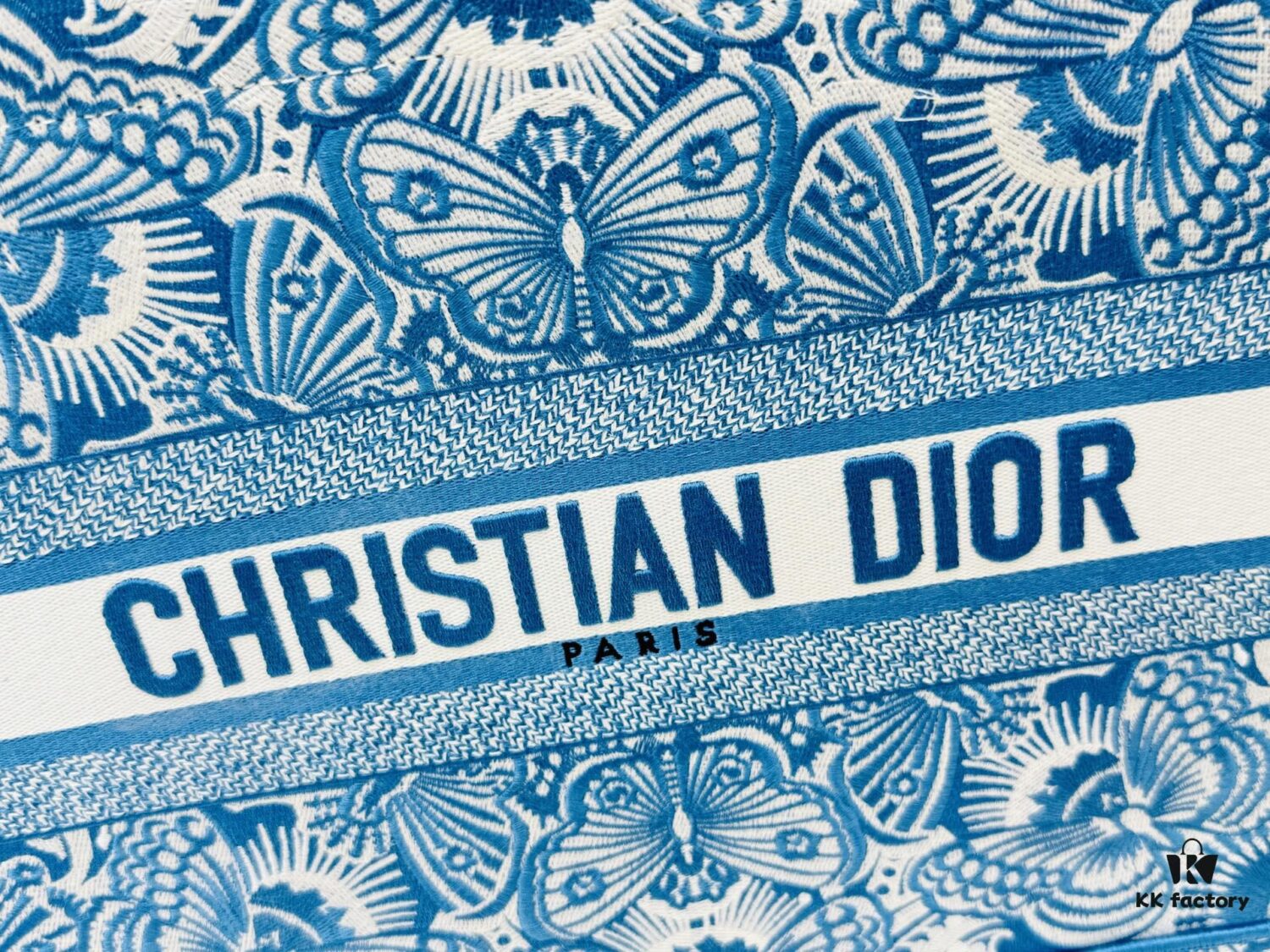 Thick Thread, Heavy Fabric Original Order Medium Size [Di0r Book Tote]