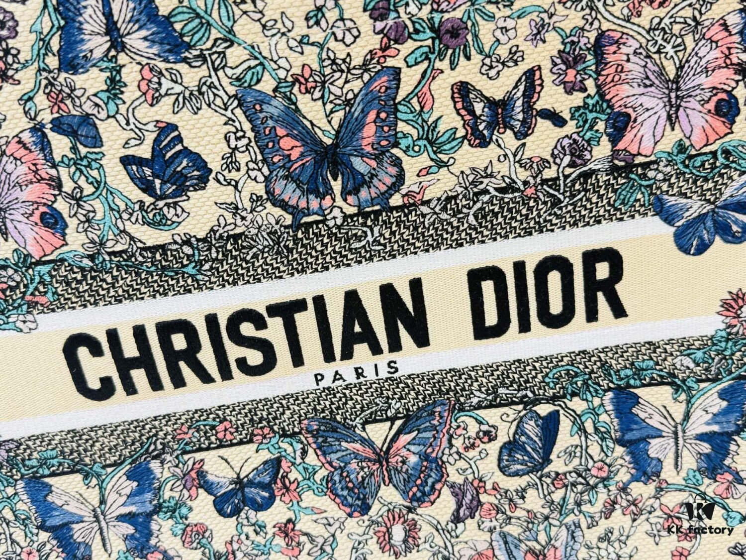 ️ Thick Yarn Heavy Fabric Original Order Medium [Dior Book Tote]