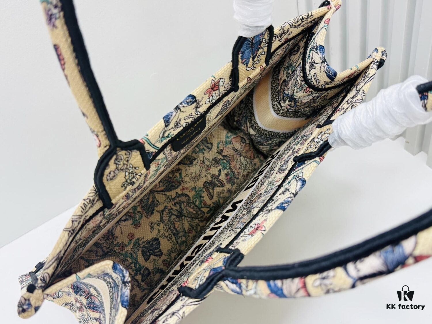 ️ Thick Yarn Heavy Fabric Original Order Medium [Dior Book Tote]