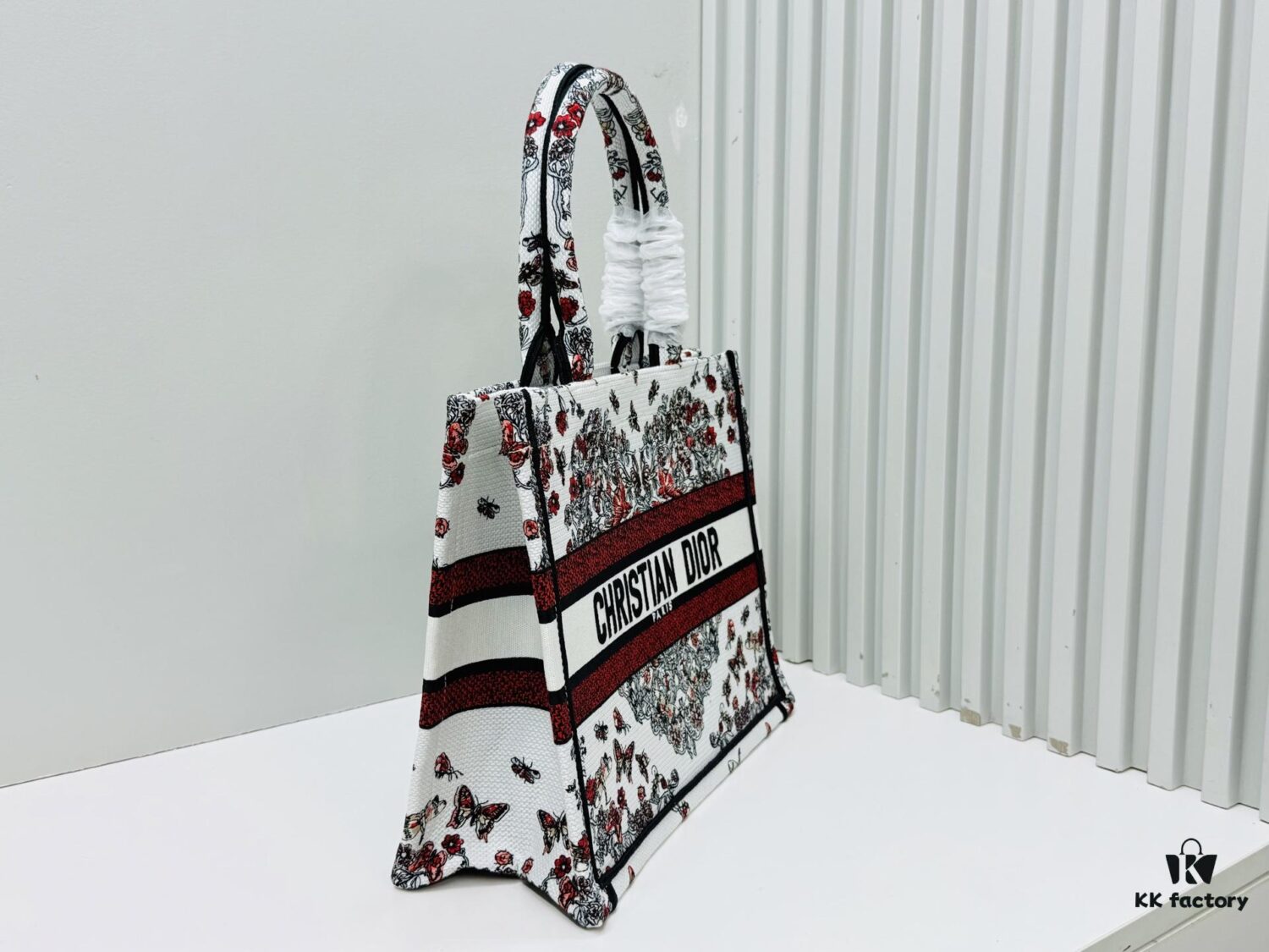 ️Thick Yarn Heavy Fabric Original Order Medium [Dior Book Tote]