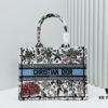 ️Thick Yarn Heavy Fabric Original Order Medium [Dior Book Tote]