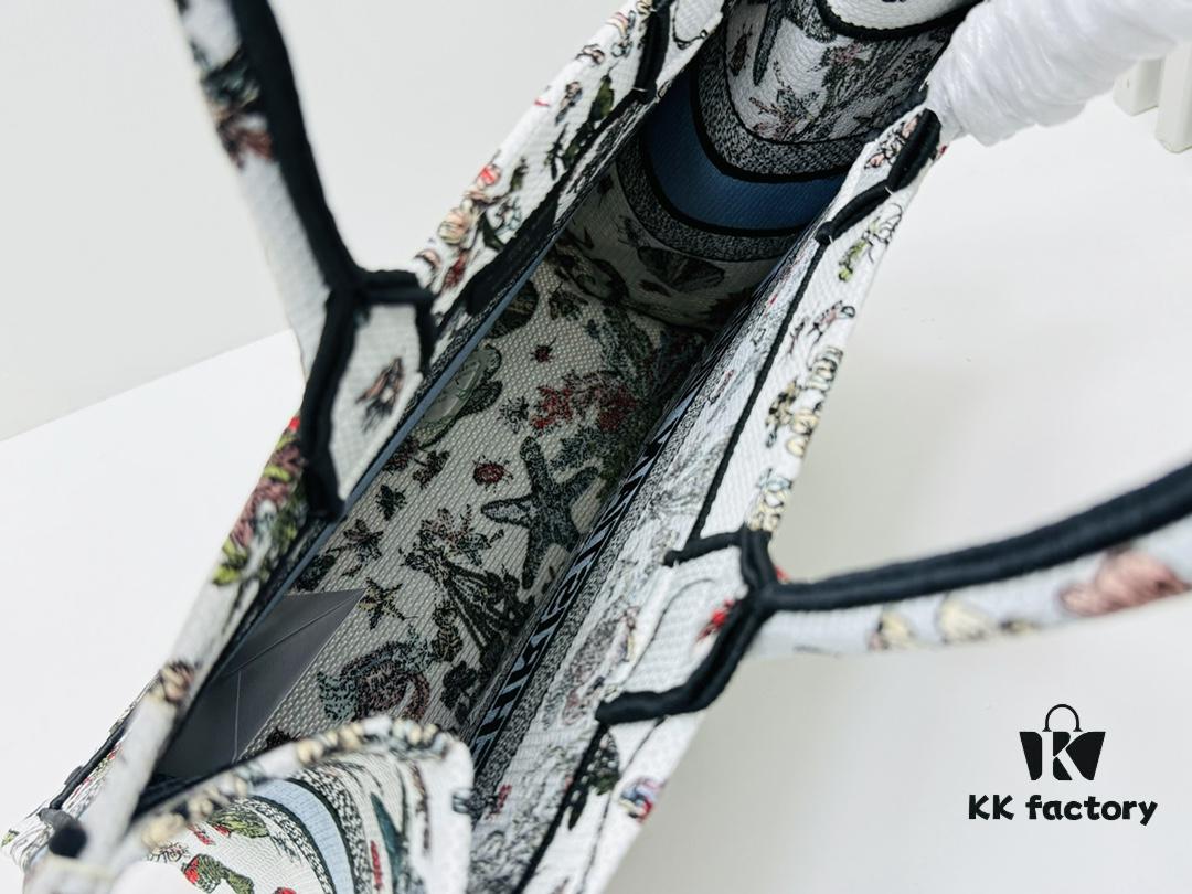 ️Thick Yarn Heavy Fabric Original Order Medium [Dior Book Tote]