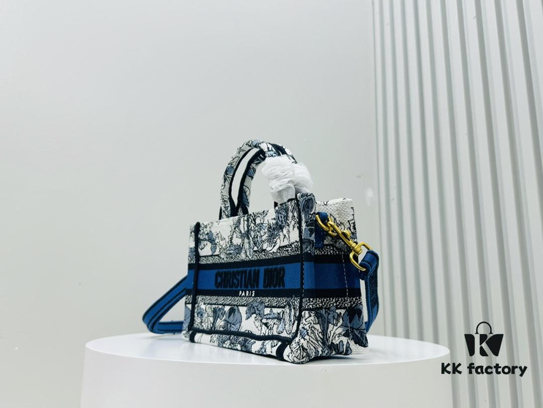 Super Mini Shoulder Strap DIOR Book Tote24 Spring Collection New Arrival