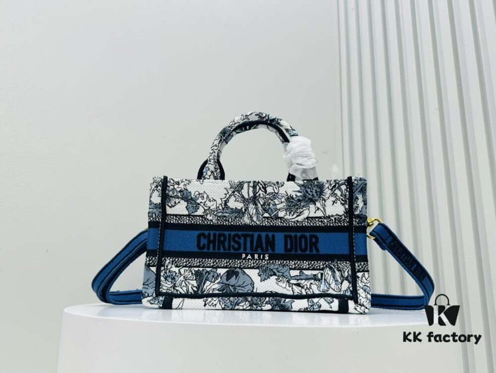 Super Mini Shoulder Strap DIOR Book Tote24 Spring Collection New Arrival