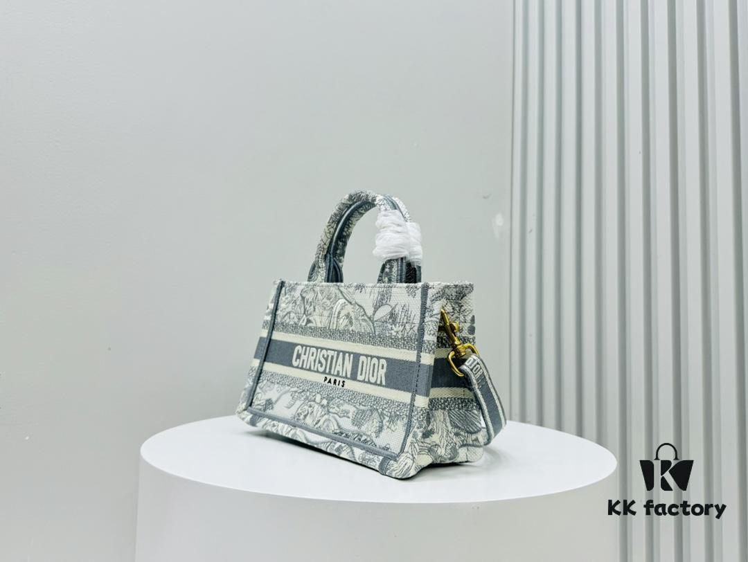 Ultra Mini Shoulder Strap DIOR Book Tote24 Spring Collection New Arrival