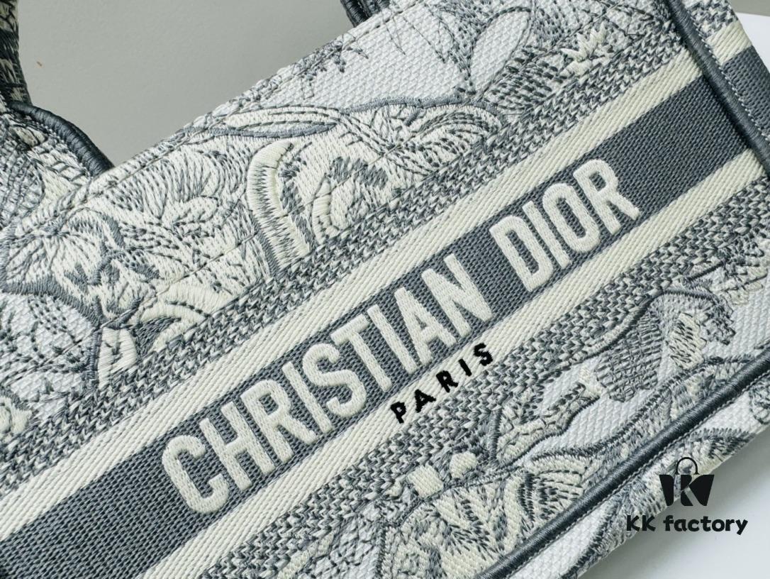 Ultra Mini Shoulder Strap DIOR Book Tote24 Spring Collection New Arrival