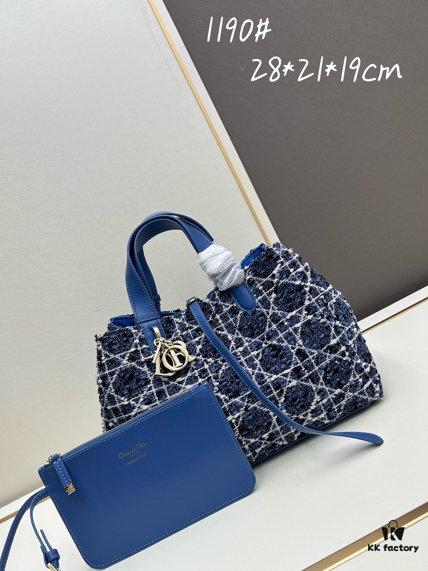 Dior Always Tweed Series, Luxury Original Leather, Large Quilted Design, Elegant and Stylish Crossbody Bag
