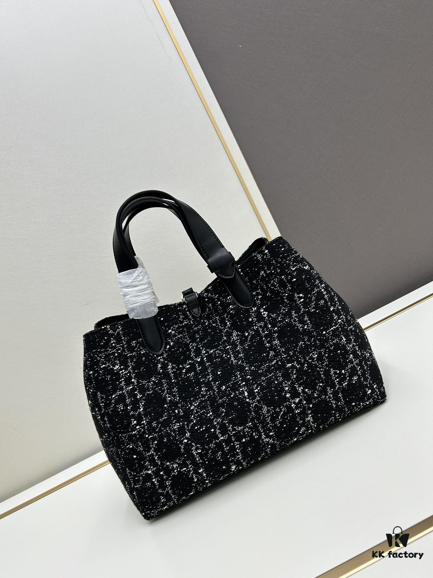 Dior Always Tweed Series, Luxury Original Leather, Quilted Design, Elegant and Stylish Handbag