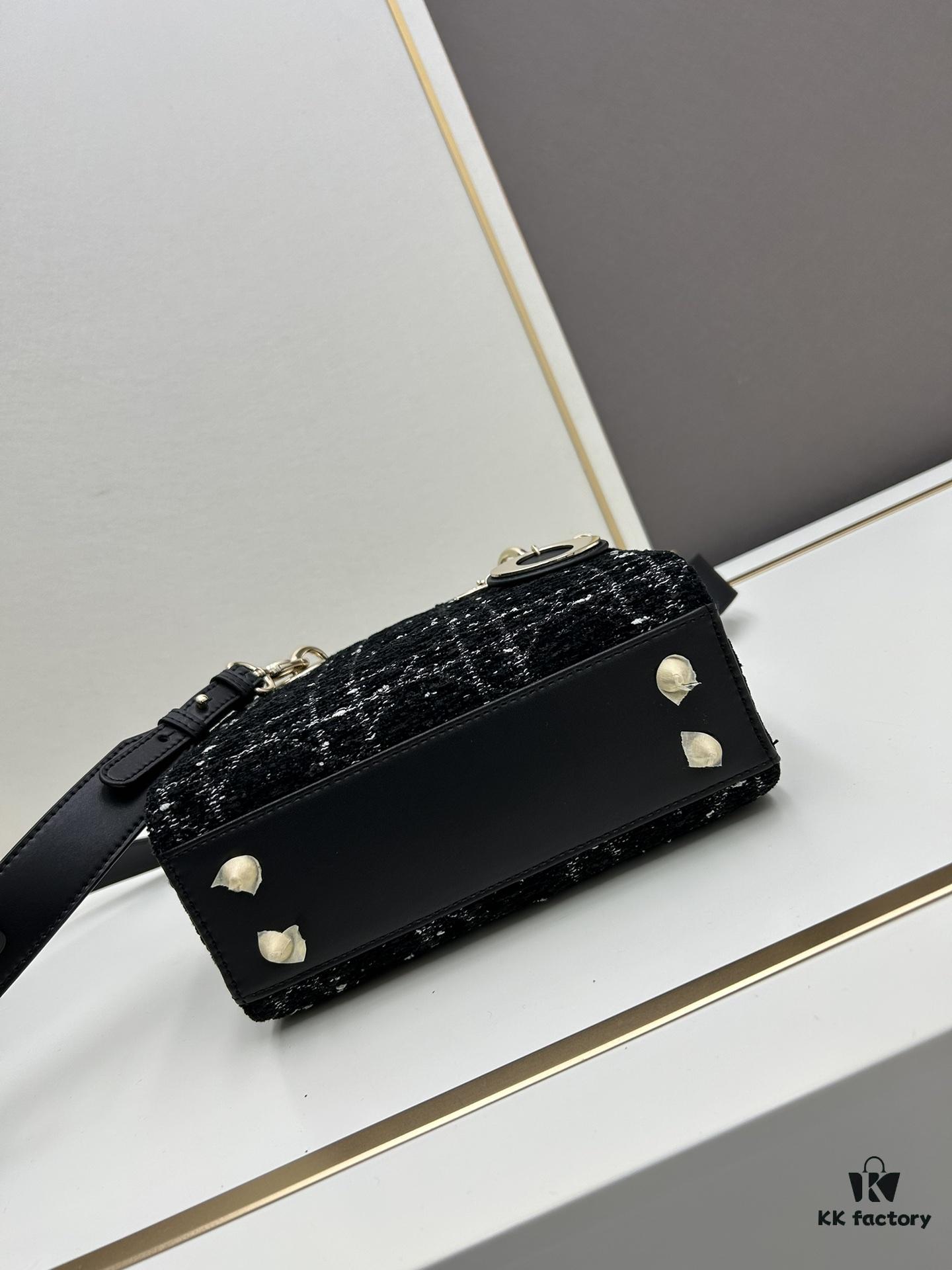 Ilady dio.r Black Canvas and Leather Handbag with Adjustable Strap